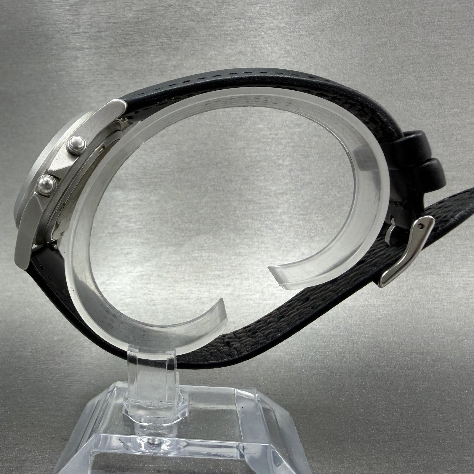 LL Bean Alarm Watch Men 34mm Black Dial Stainless Steel Date Round New BatteryAB6