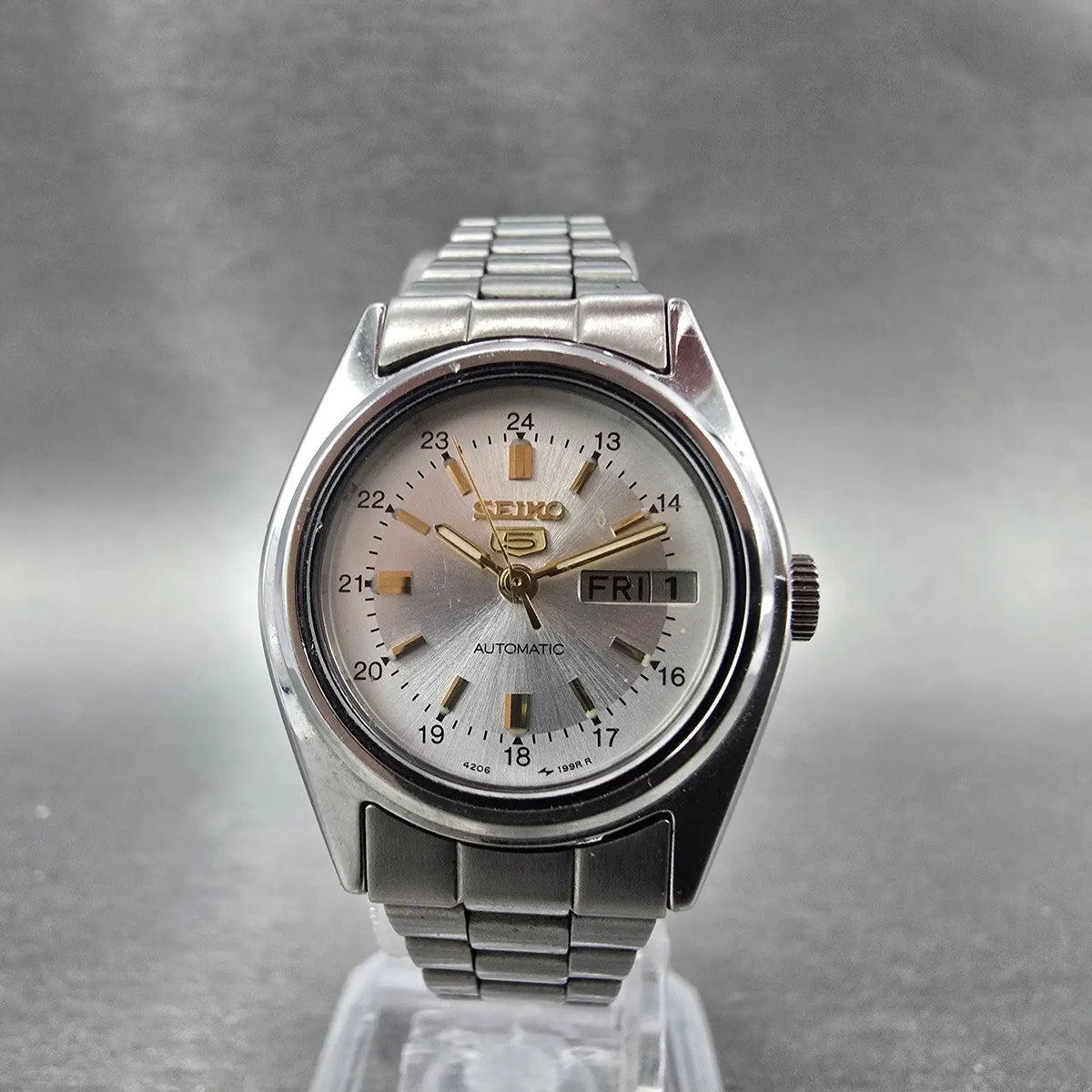 Seiko 5 Automatic Watch Women 24mm Silver Dial Silver Tone 4206-0500 New Battery5