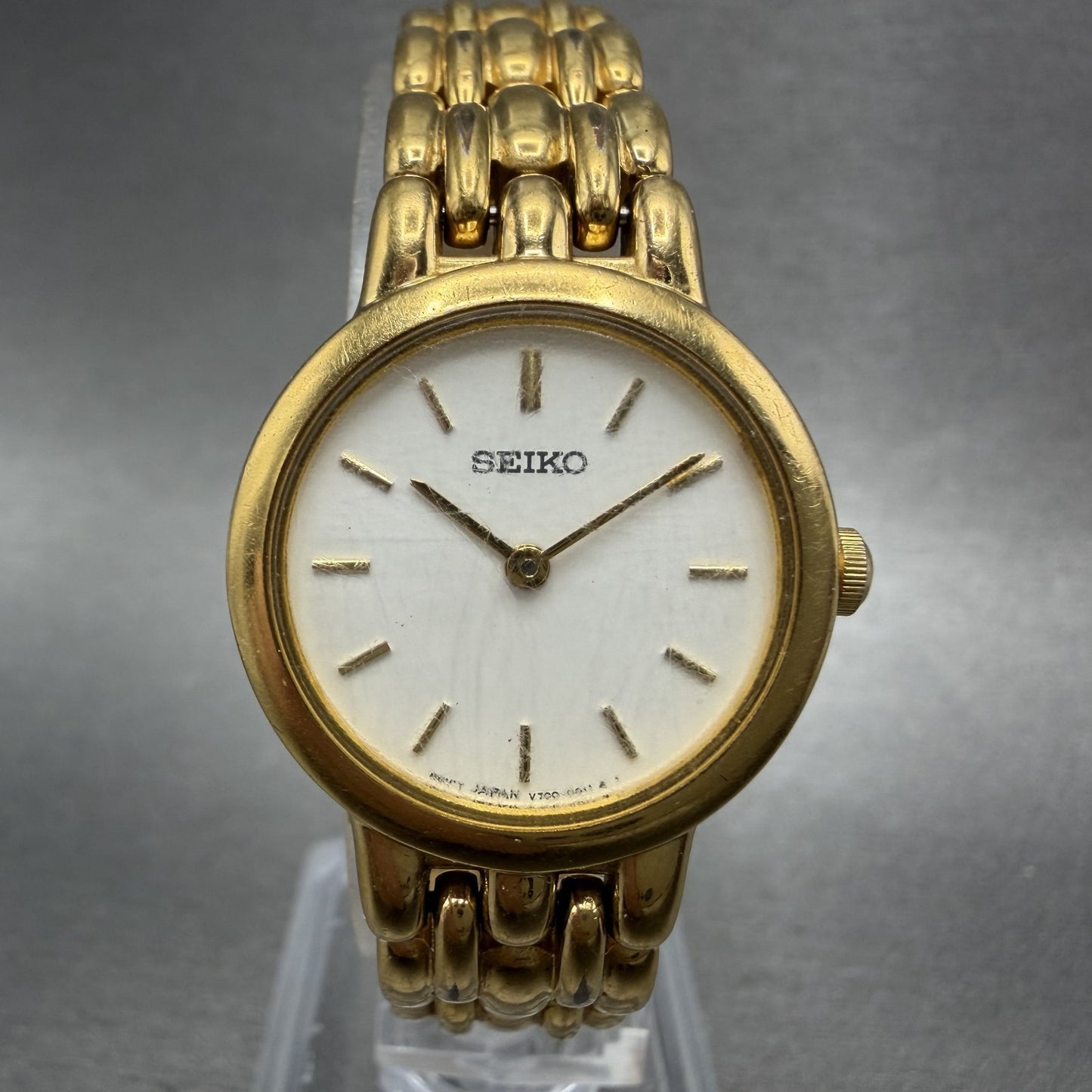 Seiko Watch Women 24mm White Dial Gold Tone Round V700-6389 New Battery ABC0