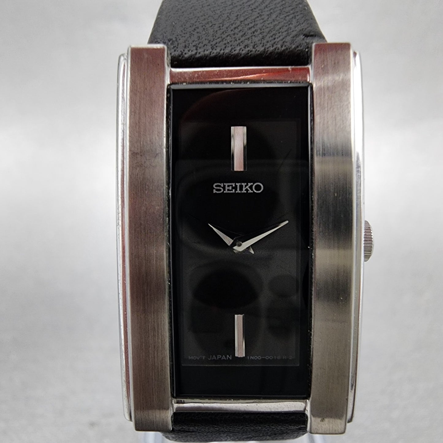 Seiko Tank Watch Women 20mm Black Dial Silver Tone Rectangle 1N005000 New Batt1