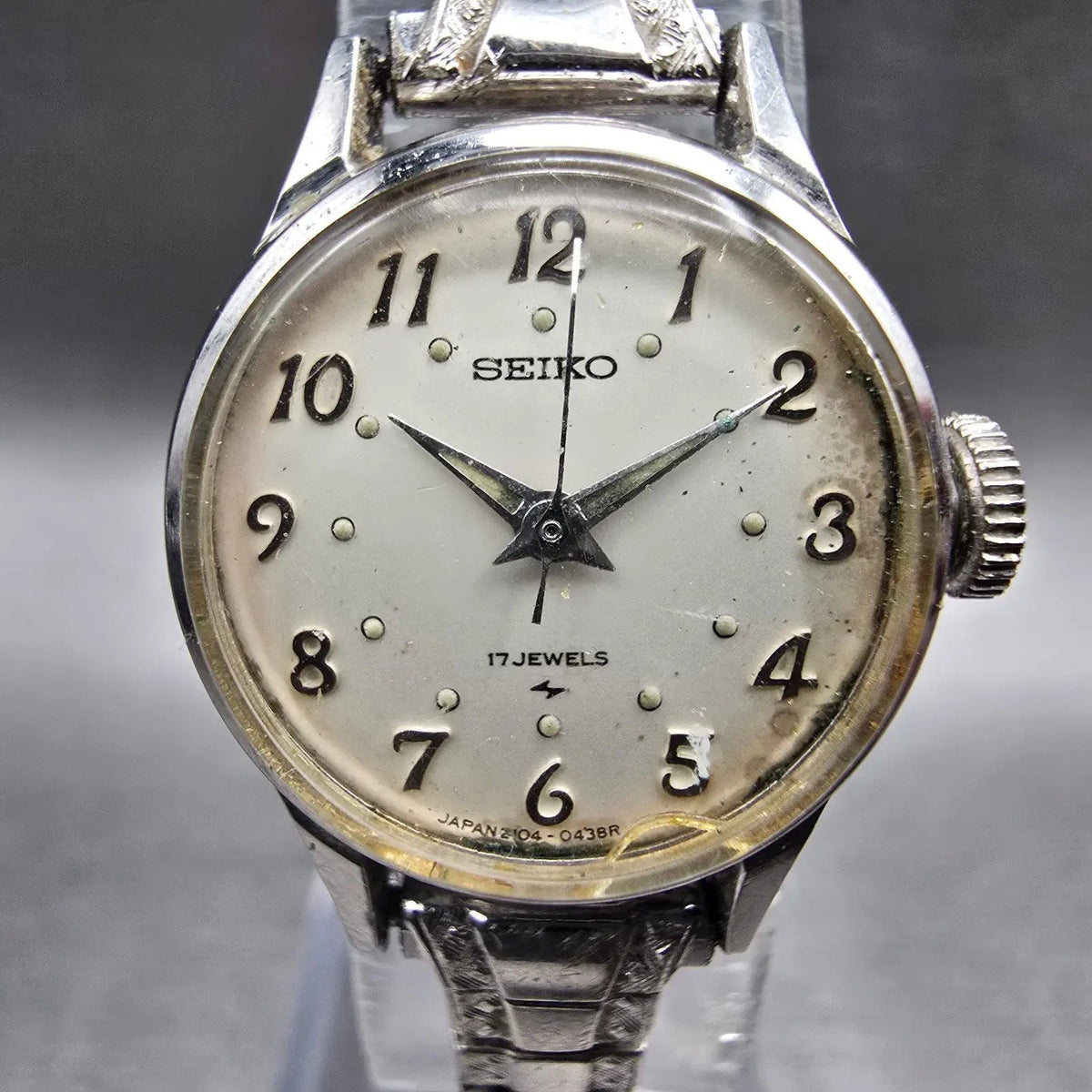 Seiko Watch Women 21mm Silver Dial Silver Tone Round 2104-0019 Manual Wind1