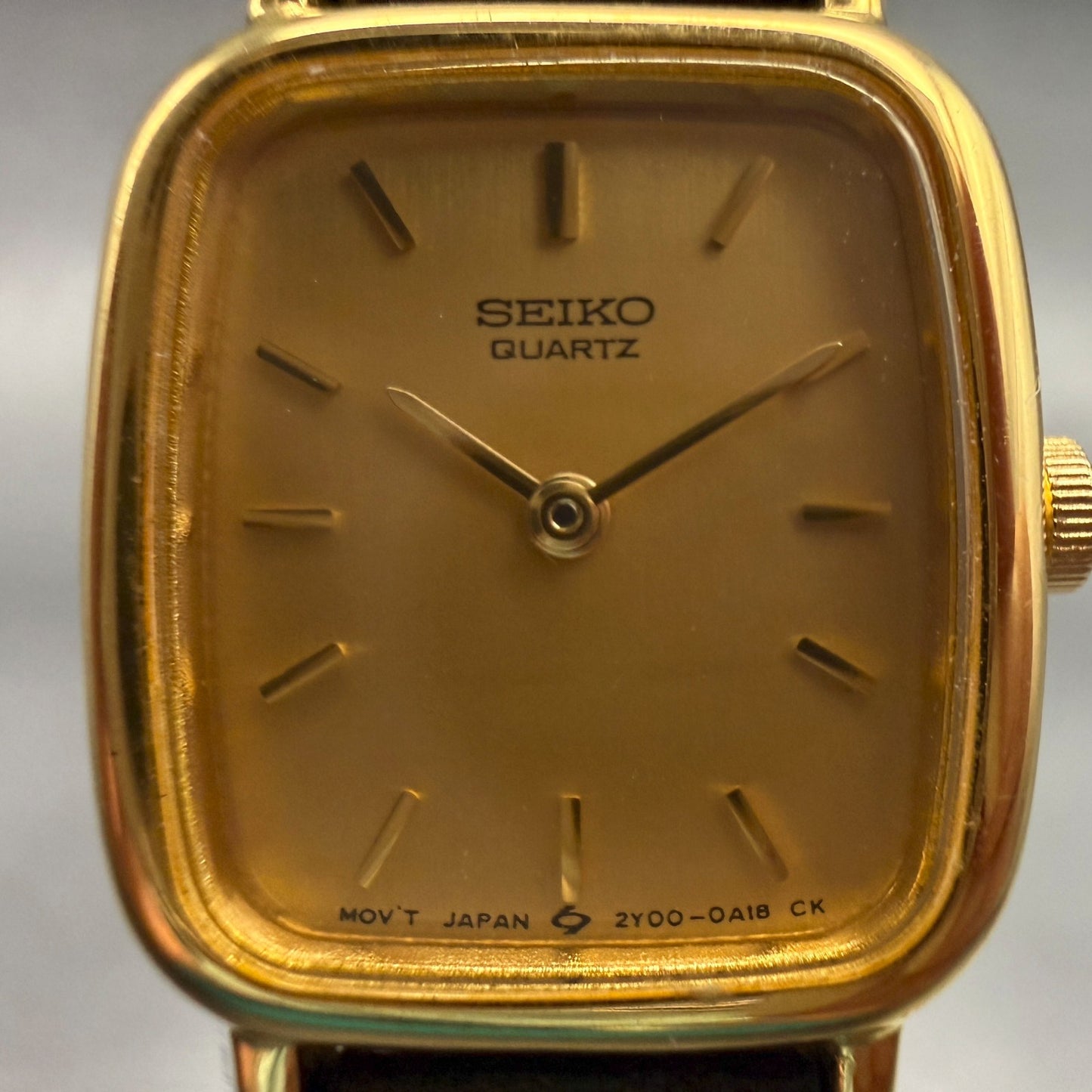 Seiko Watch Women 17mm Gold Dial Gold Tone Rectangle 2Y00-5A00 New Battery1