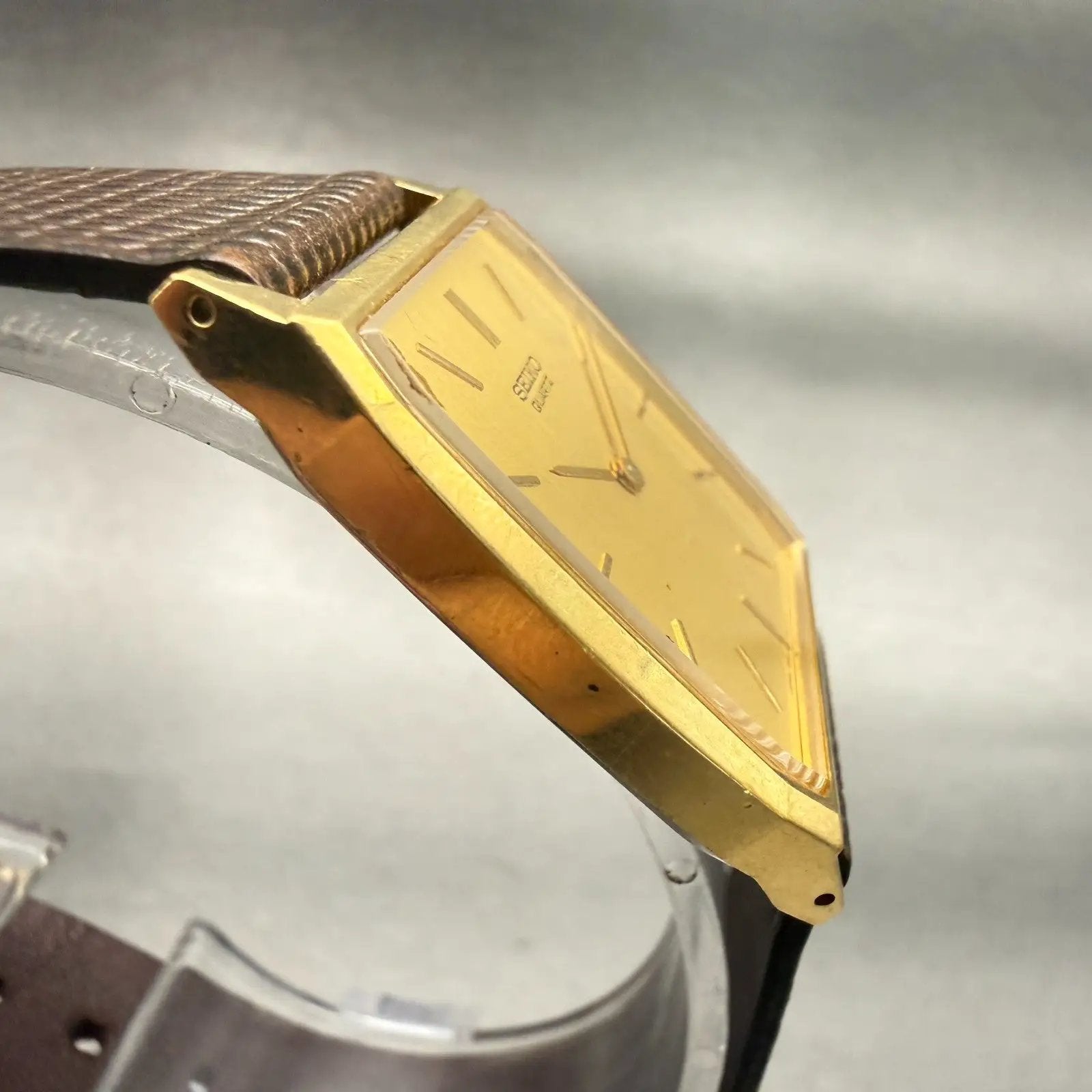 Seiko Watch Men 27mm Gold Dial Gold Tone Rectangle 5P30-5A19 New Battery Vintage3