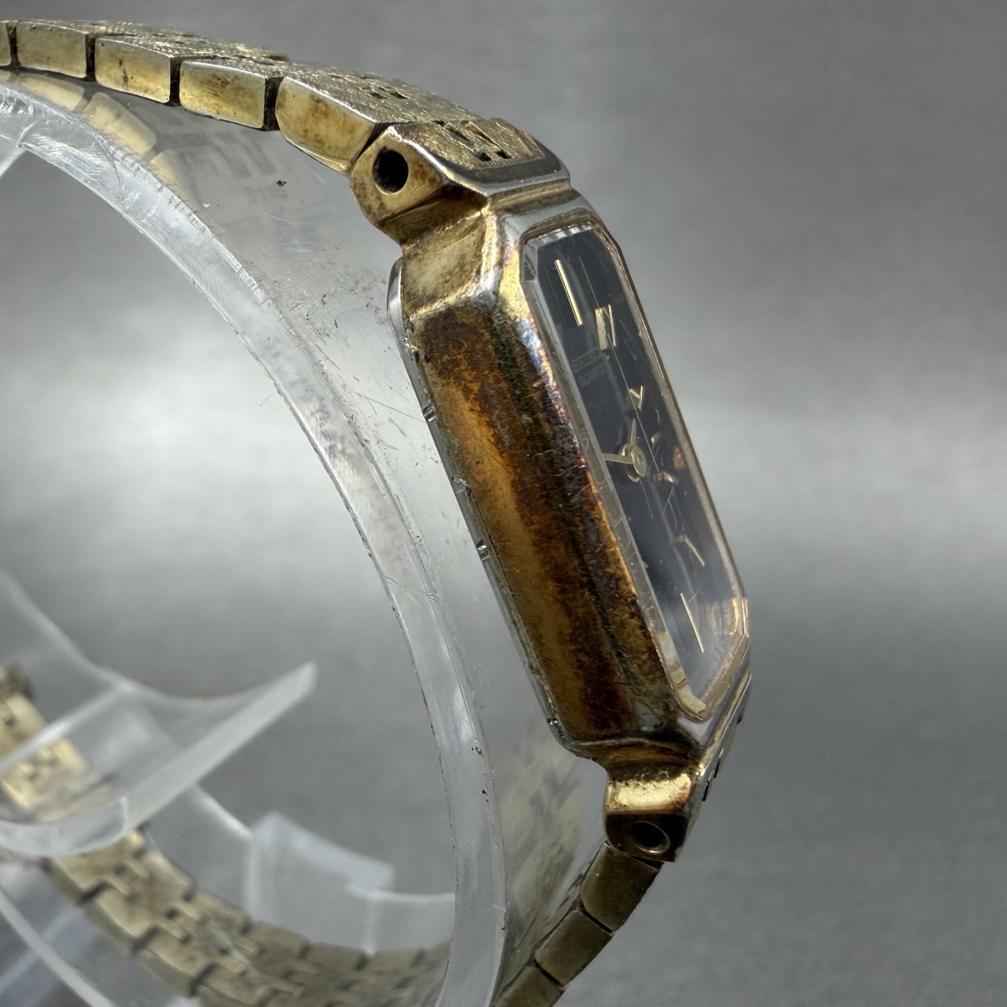 Seiko Tank Watch Women 13mm Black Dial Gold Tone Rectangle 13205649 New Battery3