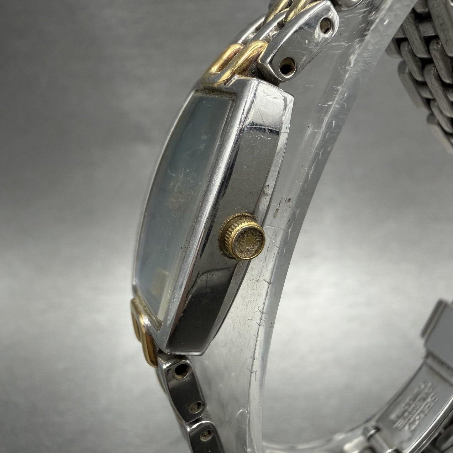 Seiko Tank Watch Women 16mm MOP Dial Two Tone Rectangle 1N000JL0 New Battery3