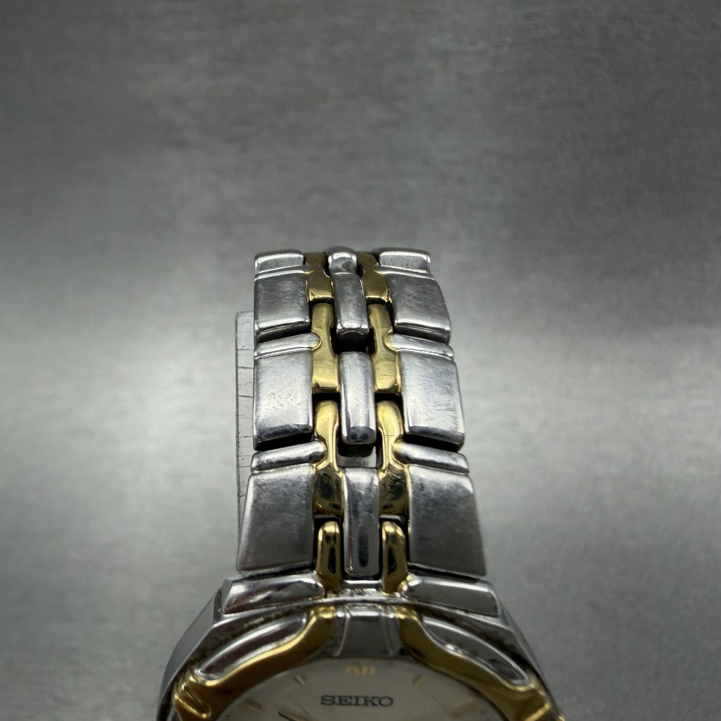 Seiko Watch Women 26mm Silver Dial Two Tone Date Round 7n820at0 New Battery4