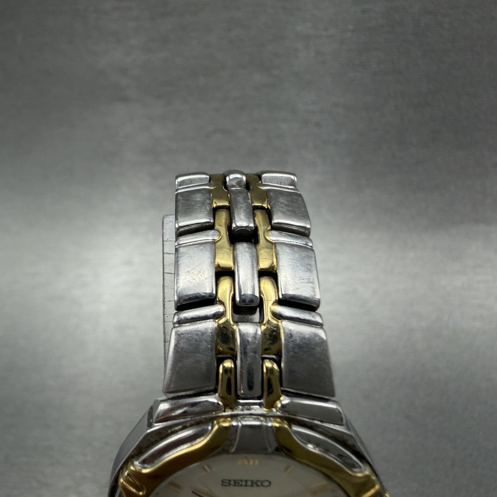 Seiko Watch Women 26mm Silver Dial Two Tone Date Round 7n820at0 New Battery4