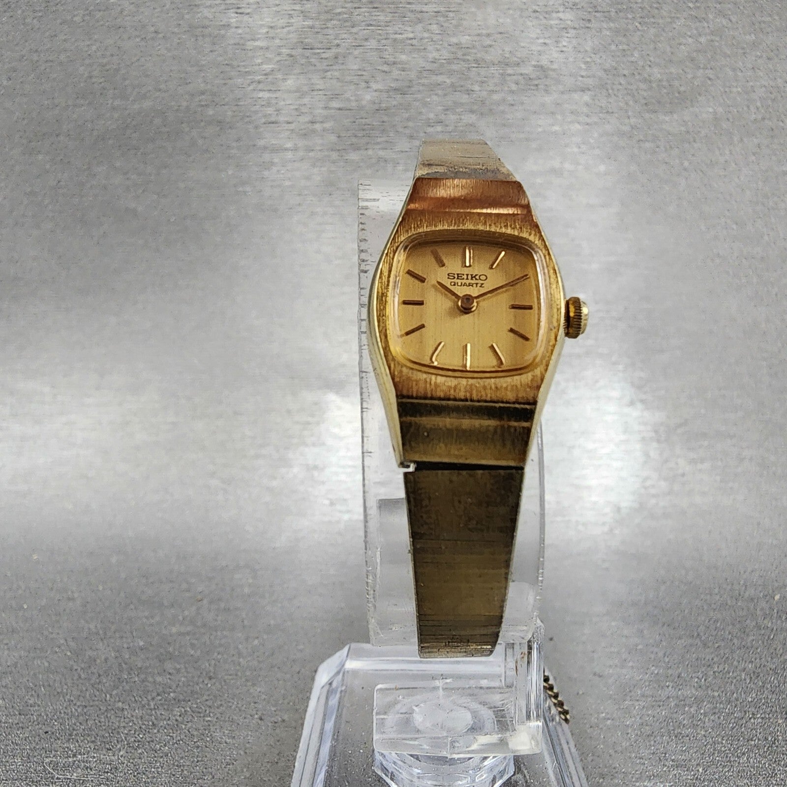 Seiko Watch Women 16mm Gold Dial Gold Tone Rectangle 54205039 New Battery A VTG5