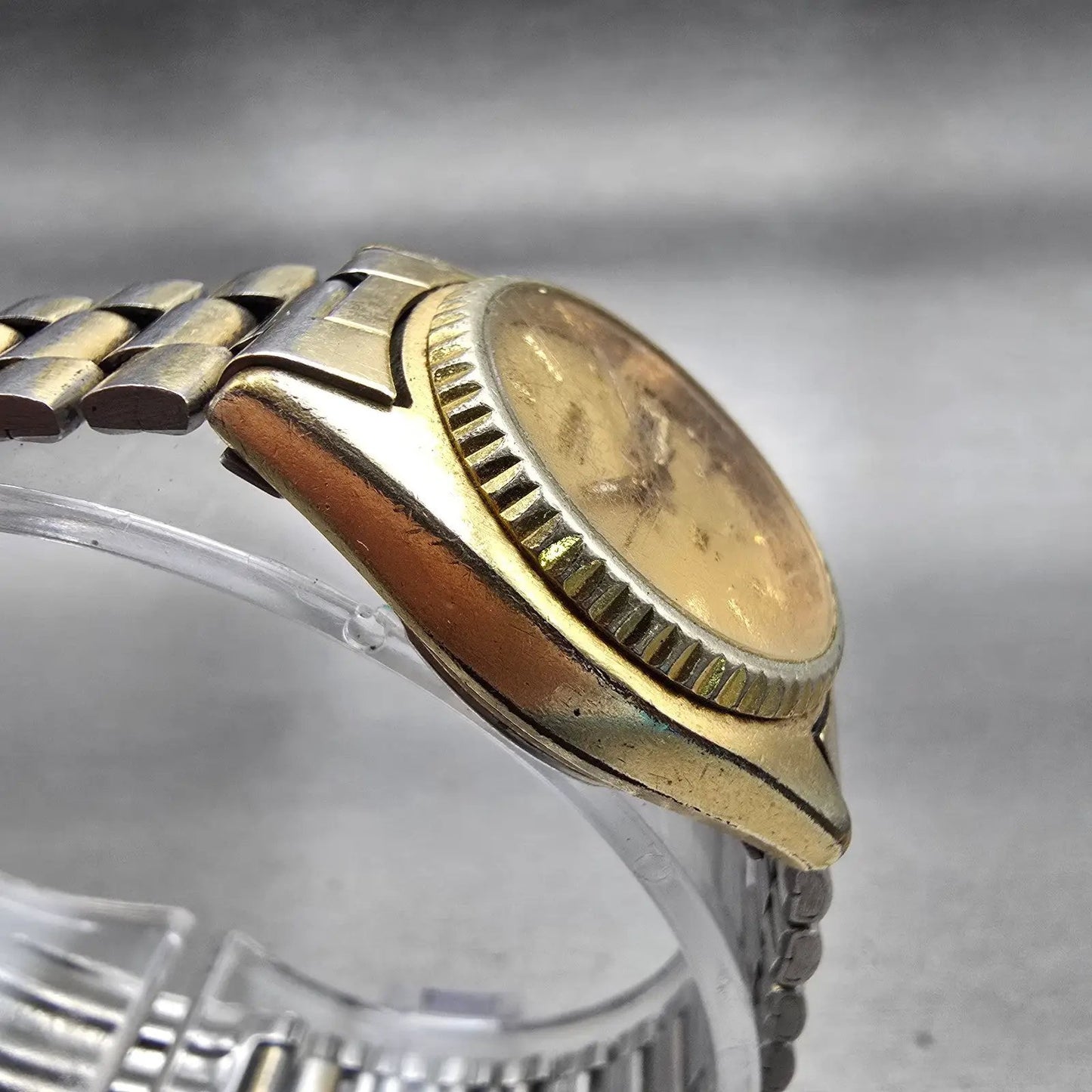 Seiko SQ Watch Women 24mm Gold Dial Gold Tone Daydate Round 2626-0150 New Batt3