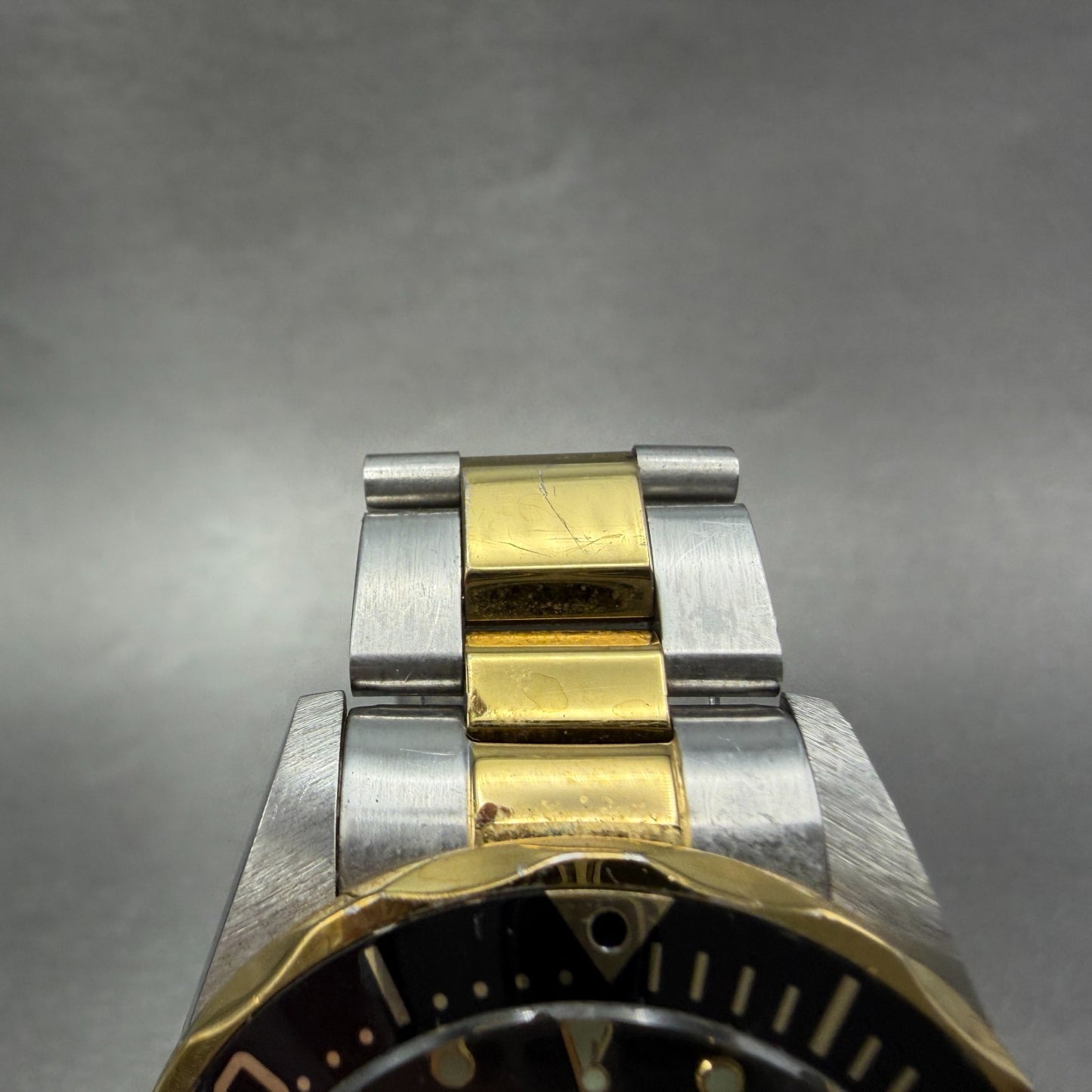 Invicta Pro Diver Watch Men 40mm Black Dial Two Tone Date 8927 Automatic Runs4