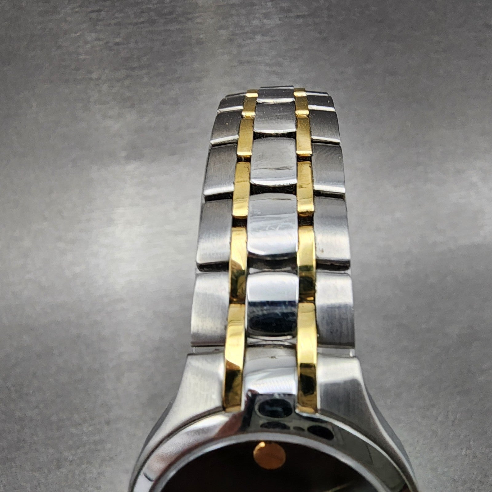 Movado Museum Watch Women 26mm Black Dial Two Tone Round 0606959 New Battery4