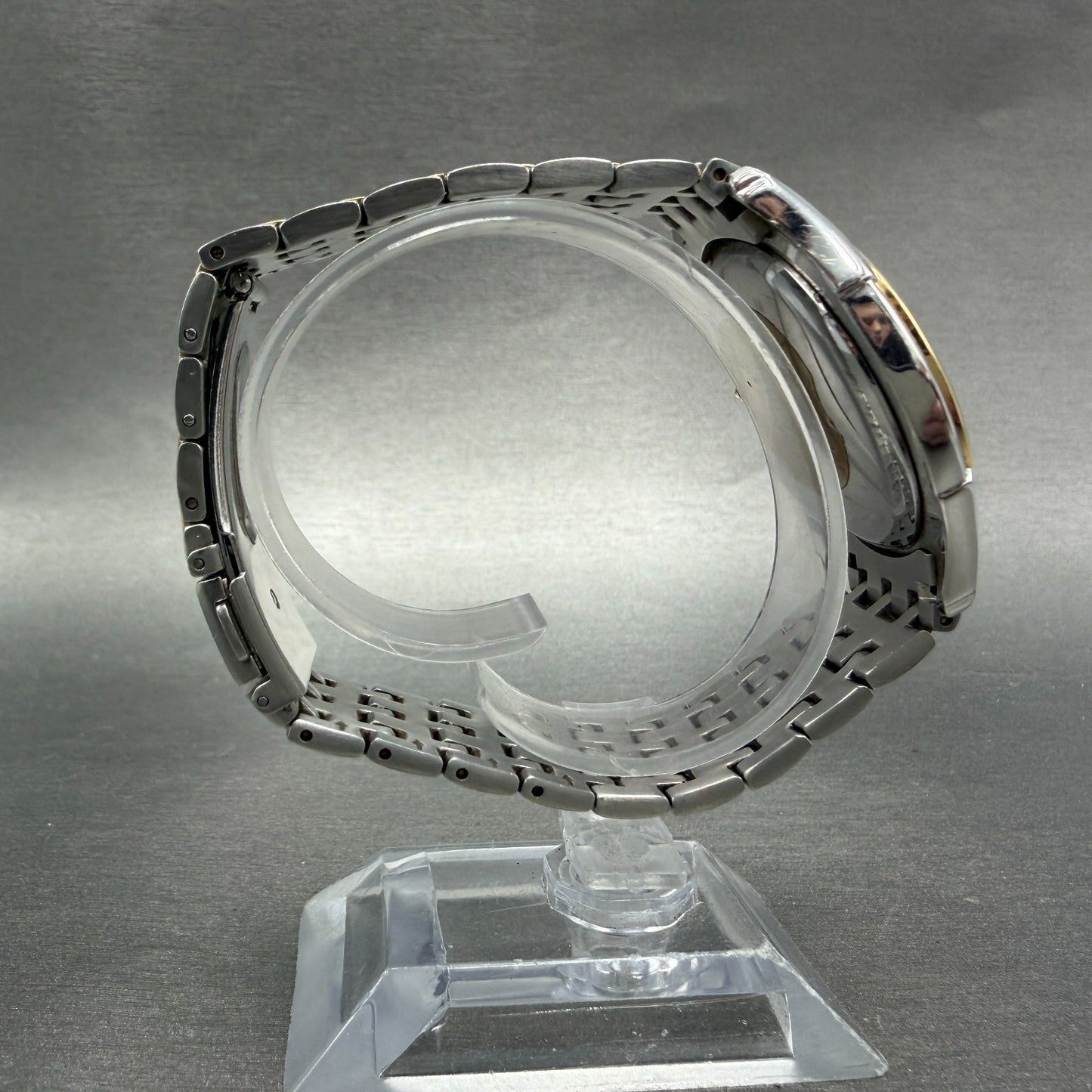 Cyma Noblesse Watch Men 37mm White Dial Two Tone Date Round 521 New Battery8