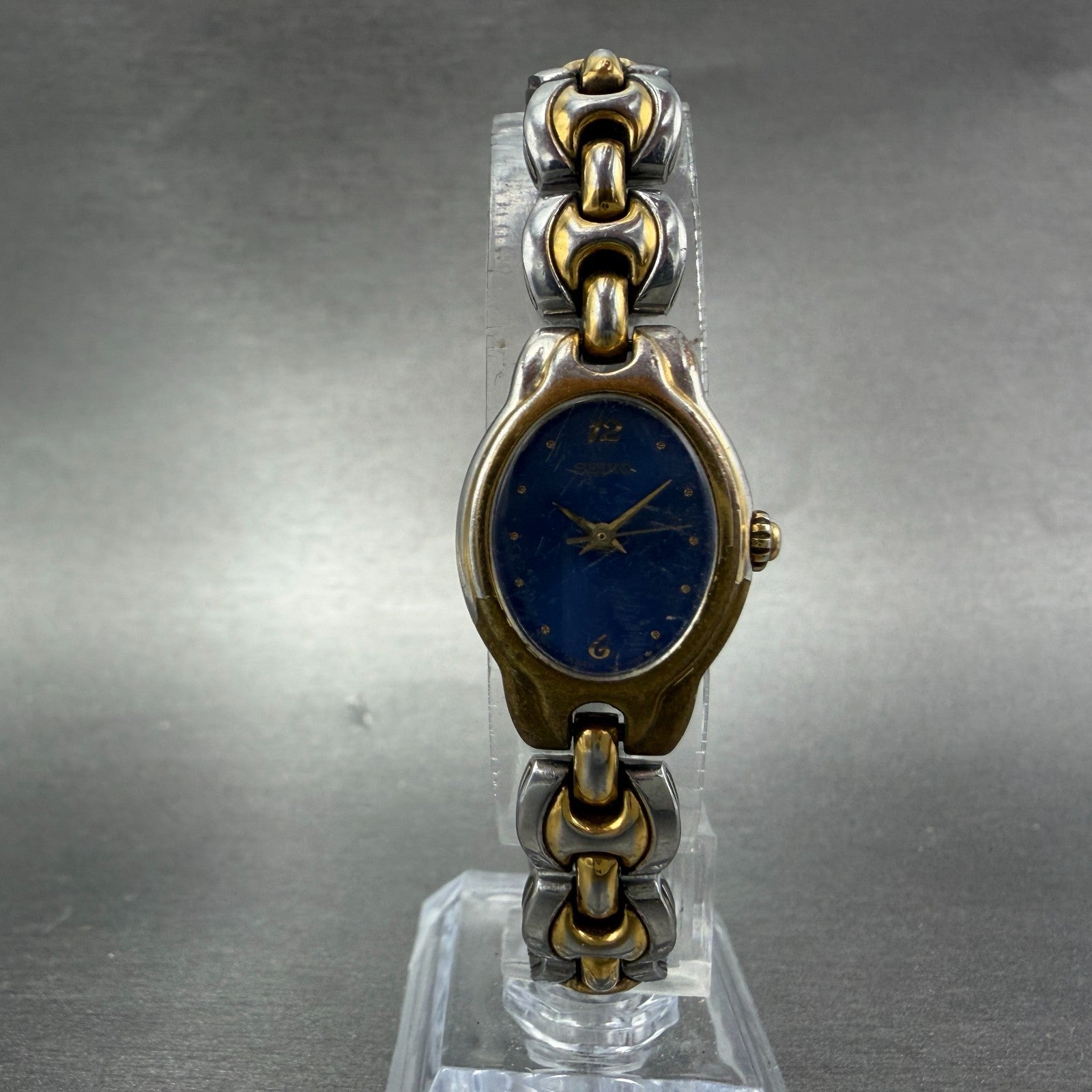 Seiko Watch Women 19mm Blue Dial Two Tone Oval Vintage 1N01-5B09 New Battery5
