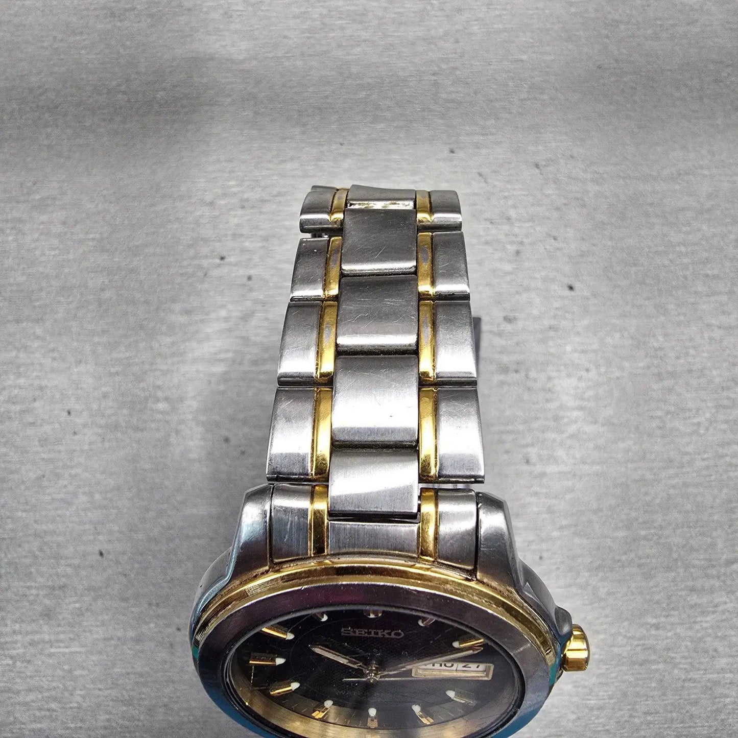 Seiko Watch Men 38mm Black Dial Two Tone Daydate Round 7N43-8309 New Battery VTG4