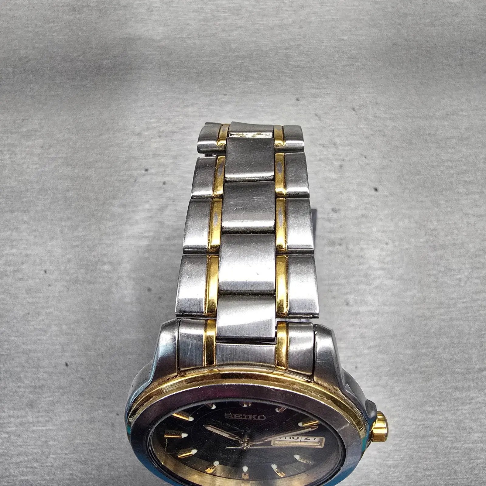 Seiko Watch Men 38mm Black Dial Two Tone Daydate Round 7N43-8309 New Battery VTG4