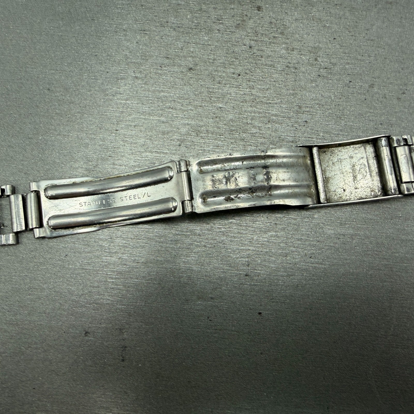 Seiko Bracelet 20mm Stainless Steel Silver Tone Tri Folding Clasp VTG Japan READ8