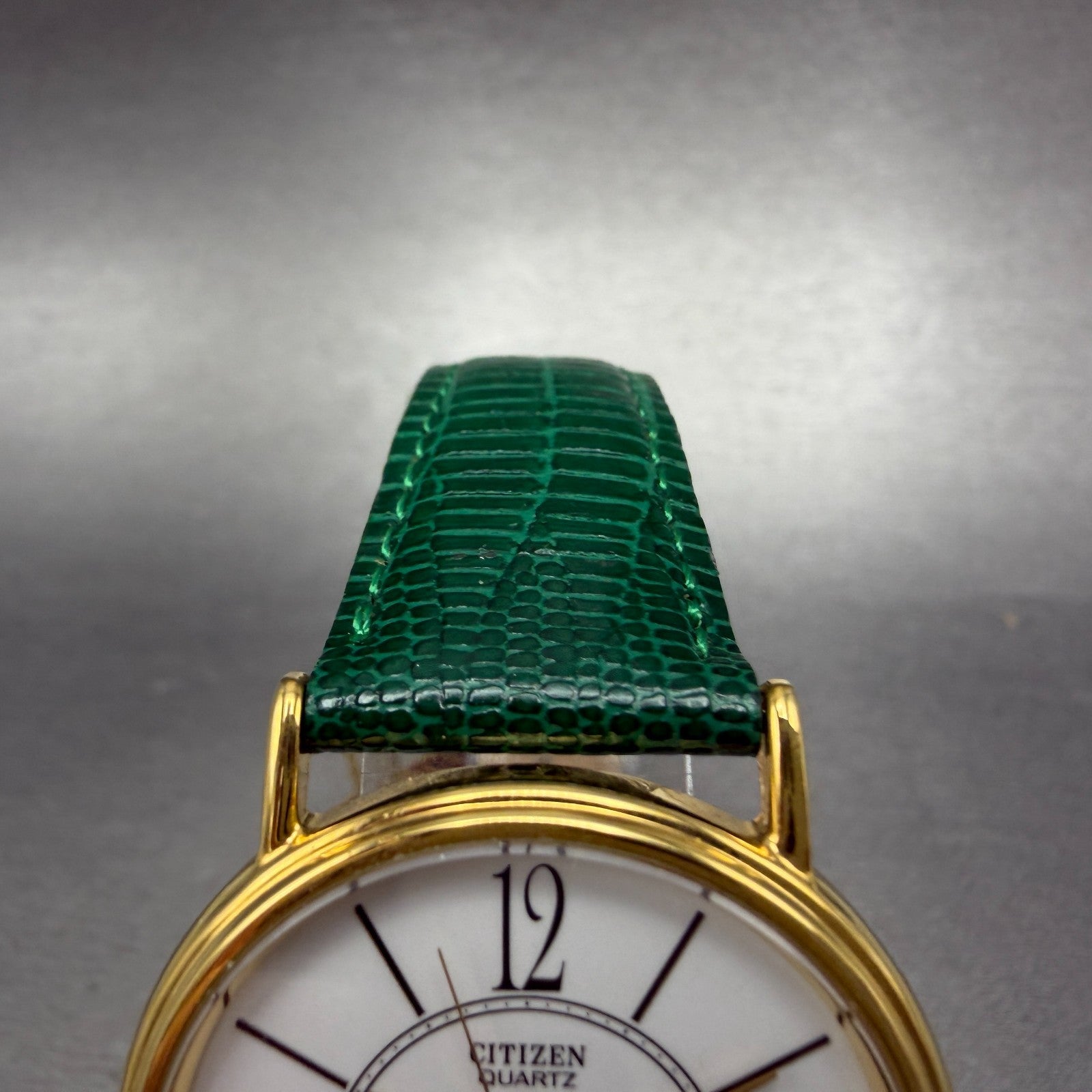 Citizen CQ Watch Men 34mm White Dial Gold Tone Round New Battery NOS 6031-R009444