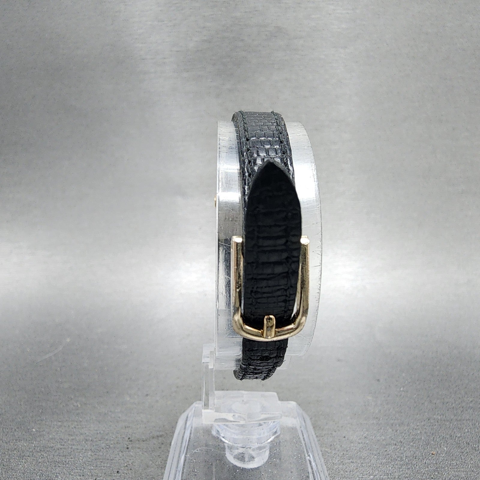 Seiko Tank Watch Women 13mm Black Dial Gold Tone Rectangle 2e206120 New Battery7