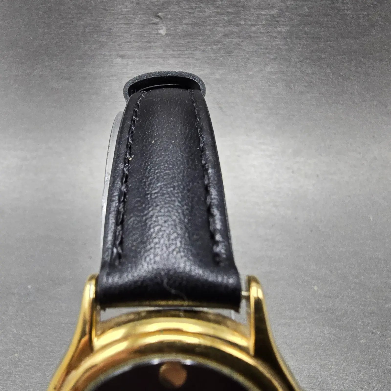 Movado Museum Watch Women 28mm Black Dial Gold Tone Round 87 E4 0823 New Battery4