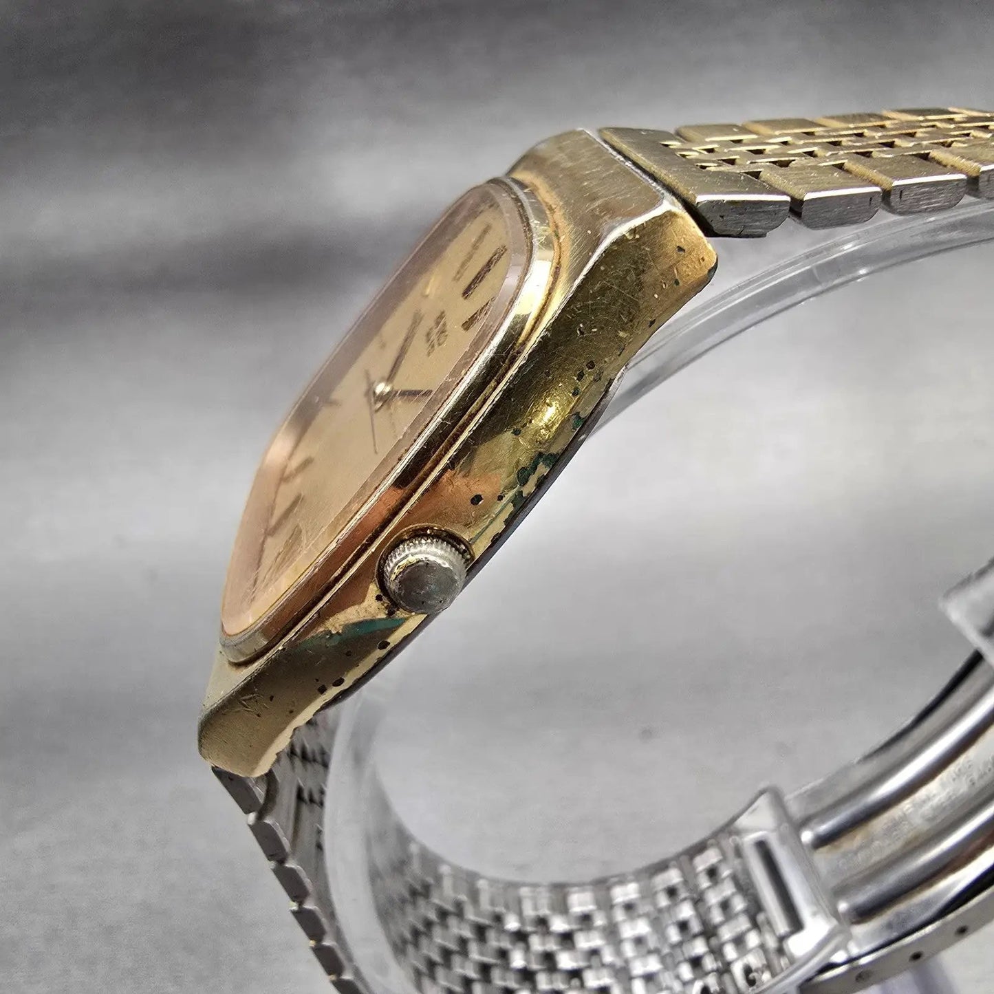 Seiko Watch Men 31mm Gold Dial Gold Tone Rectangle 7810-5139 New Battery Vintage2