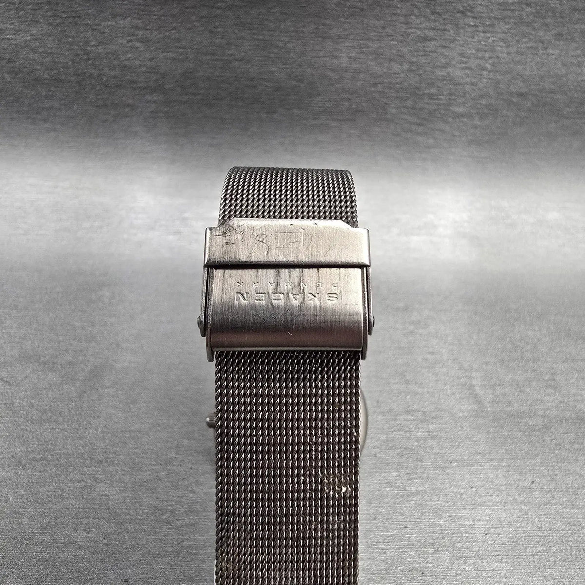 Skagen Watch Men 34mm Black Dial Titanium Round Mesh Band 233LTTM New Battery7