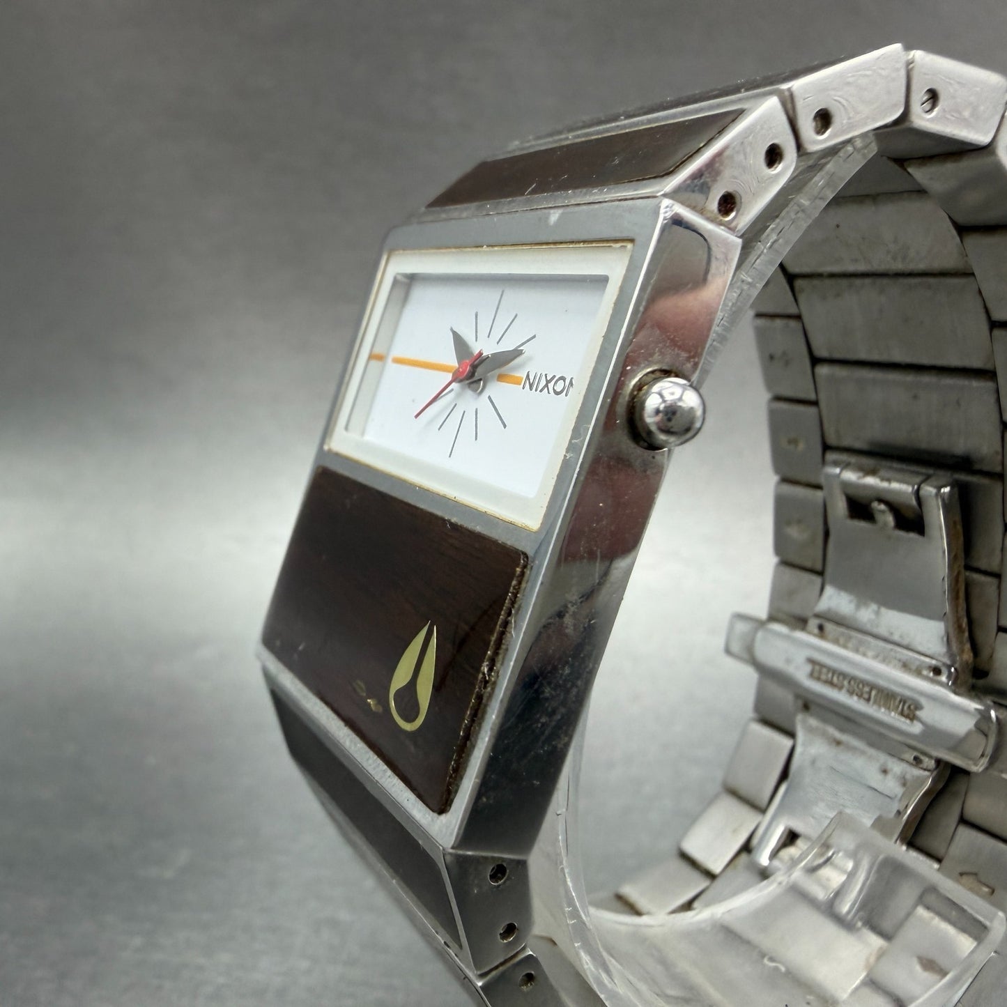 Nixon Chalet Watch Men 30mm White Dial Steel Wood Rectangle New Battery2