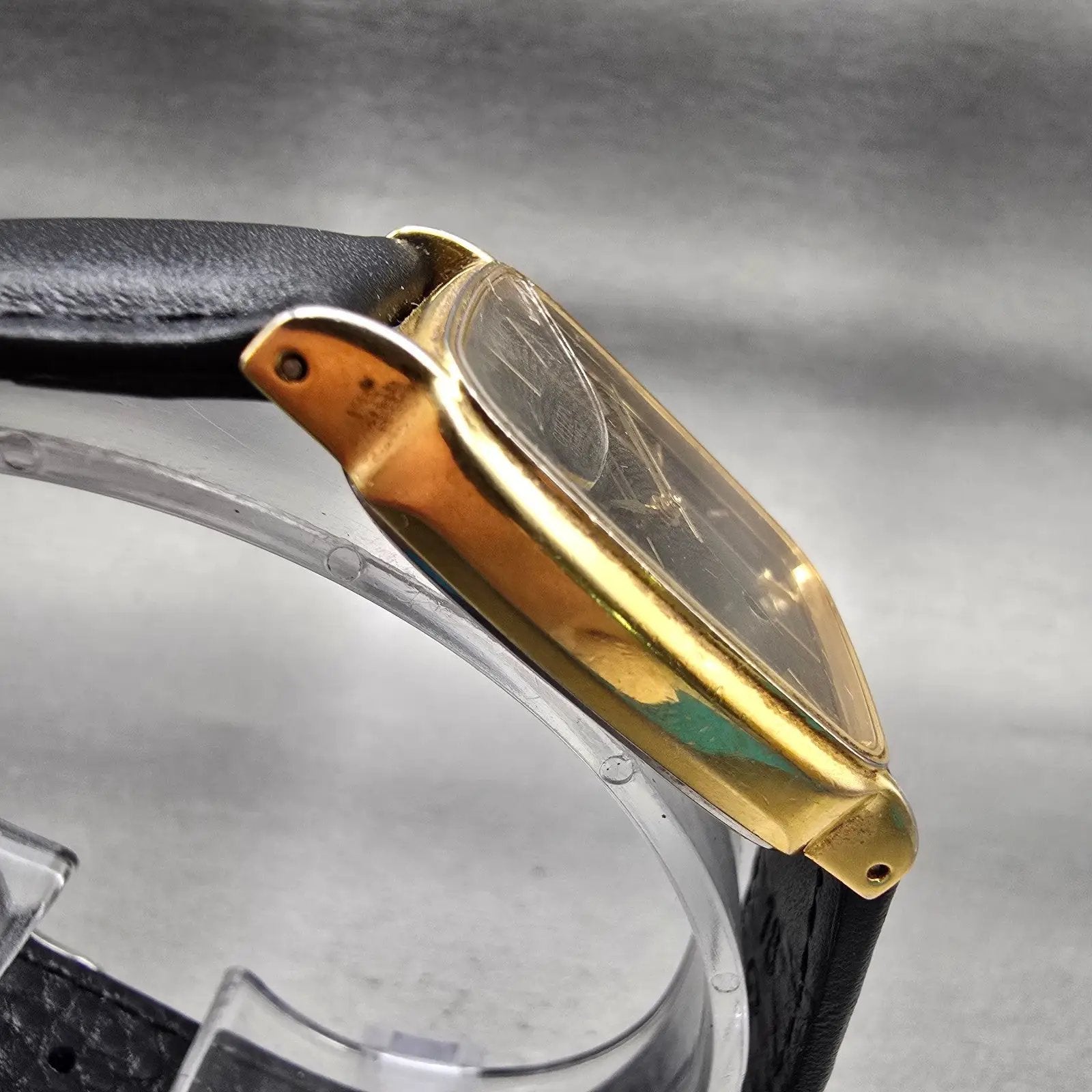 Citizen Watch Men 27mm Black Dial Gold Tone Date Rectangle 5010 New Battery3