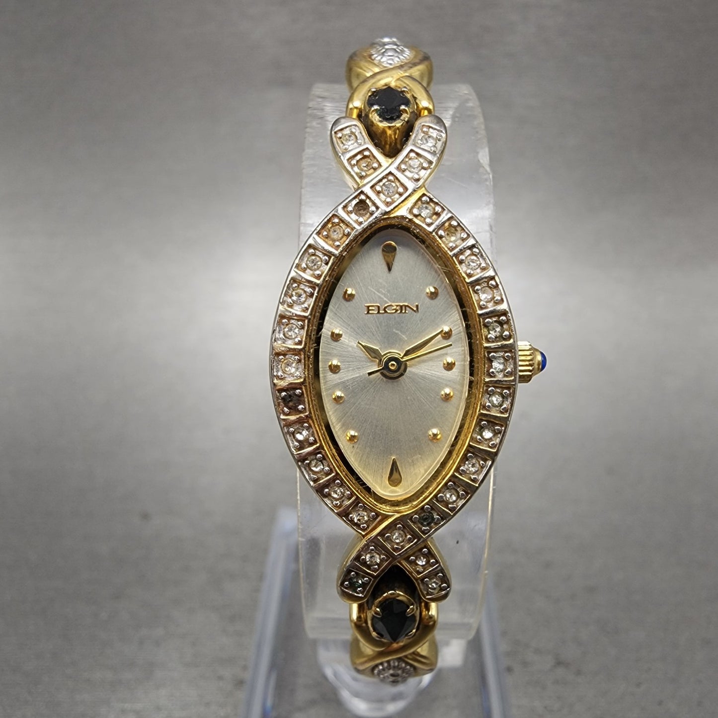 Elgin Watch Women 17mm Champagne Dial Gold Tone Oval EG117 New Battery0