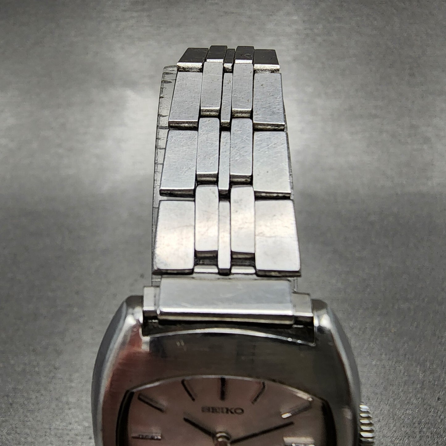 Seiko Watch Women 26mm Silver Dial Silver Tone Manual Wind 25593140 Runs4
