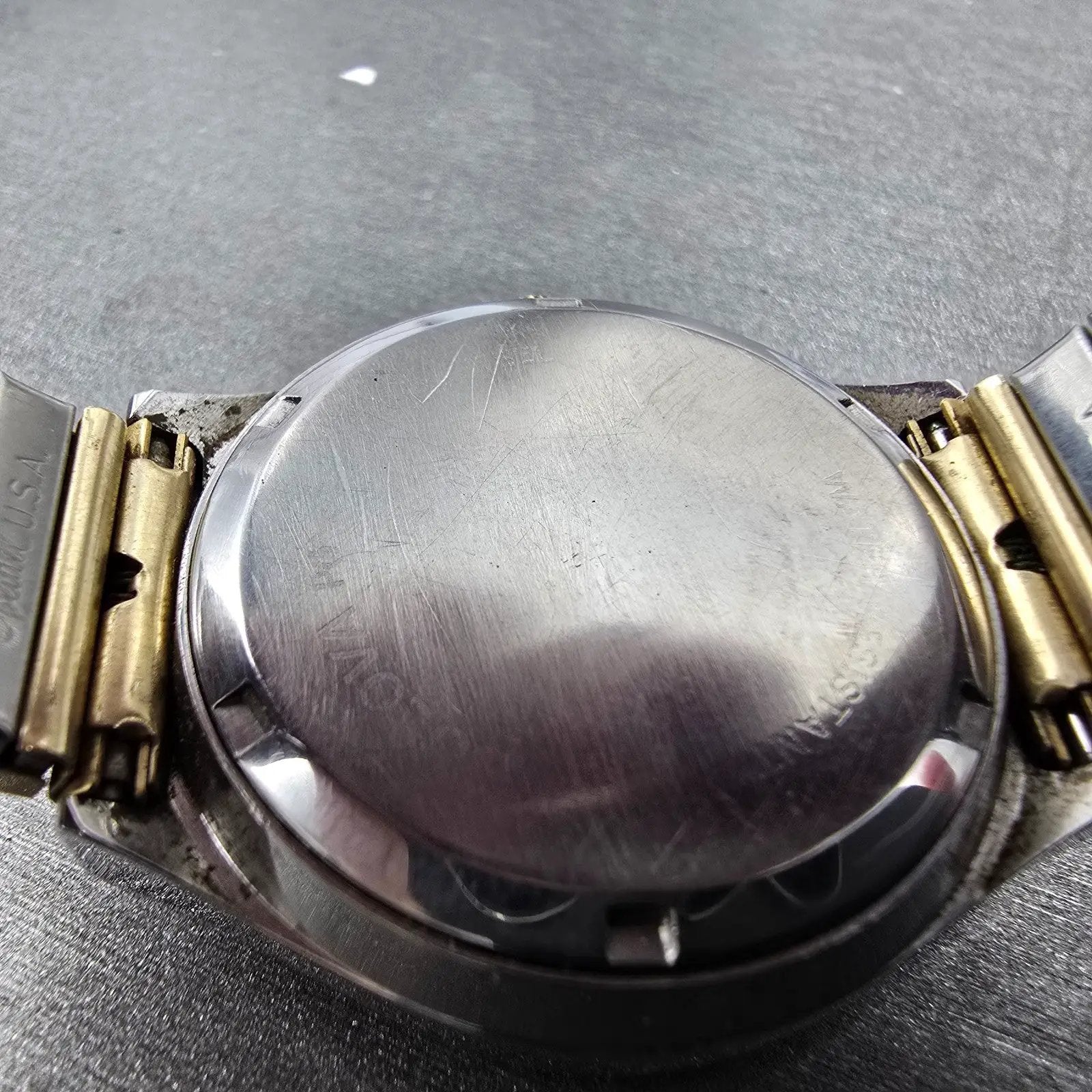 Bulova Watch Men 34mm Champagne Dial Two Tone Daydate 7011 PARTS Vintage9