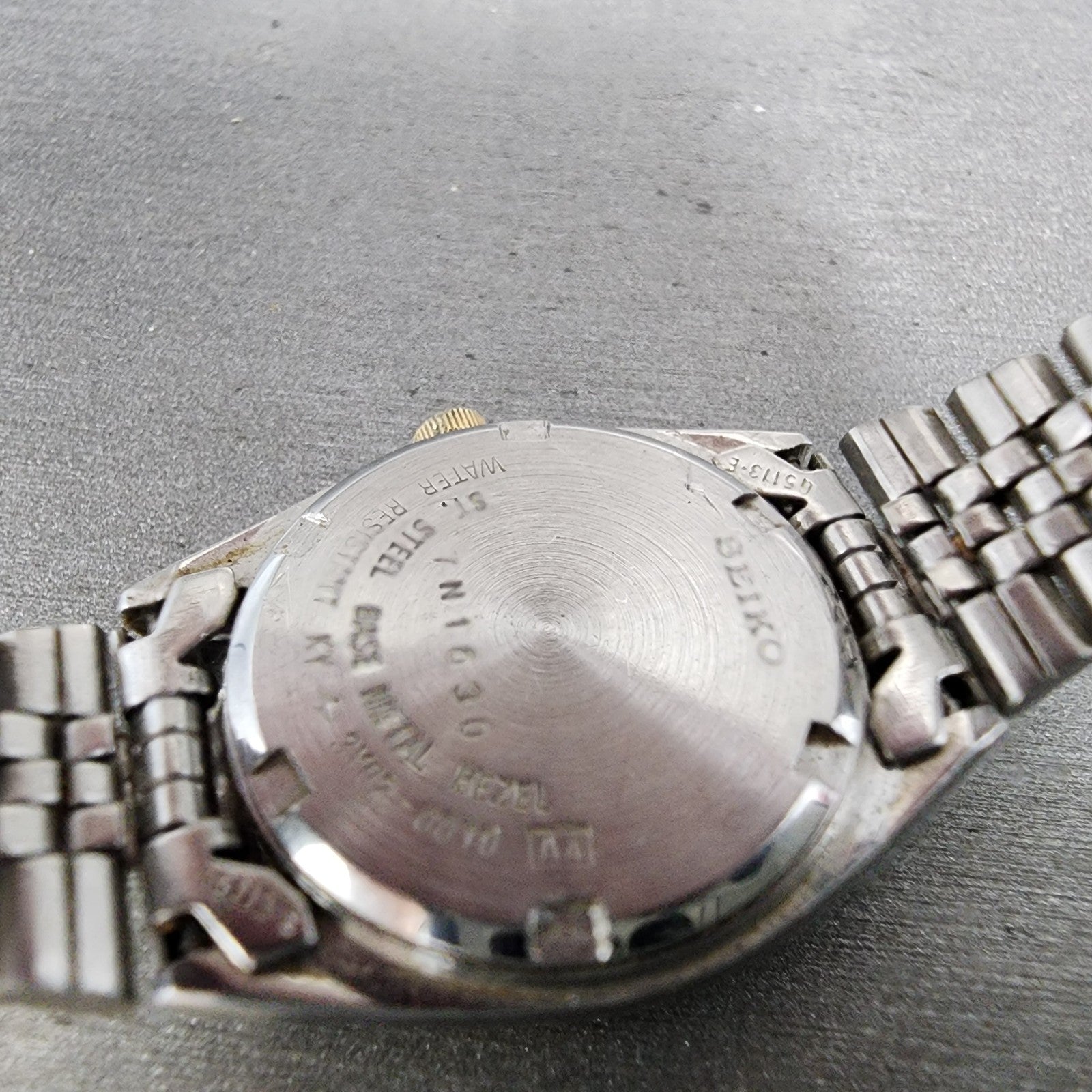 Seiko Watch Women 24mm Silver Dial Two Tone Daydate Round 3Y030010 New batt9