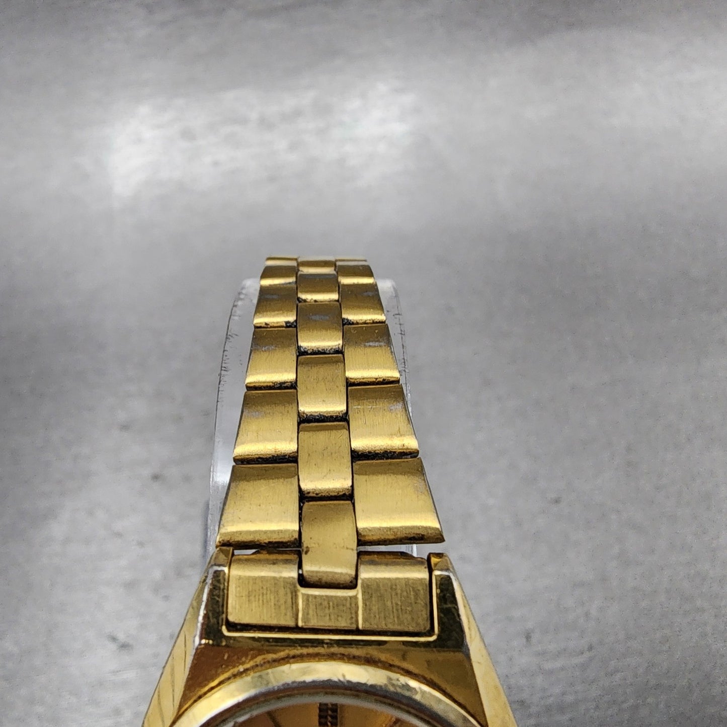 Seiko Automatic Watch Women 25mm Champagne Dial Gold Tone Daydate 42060469 PART5