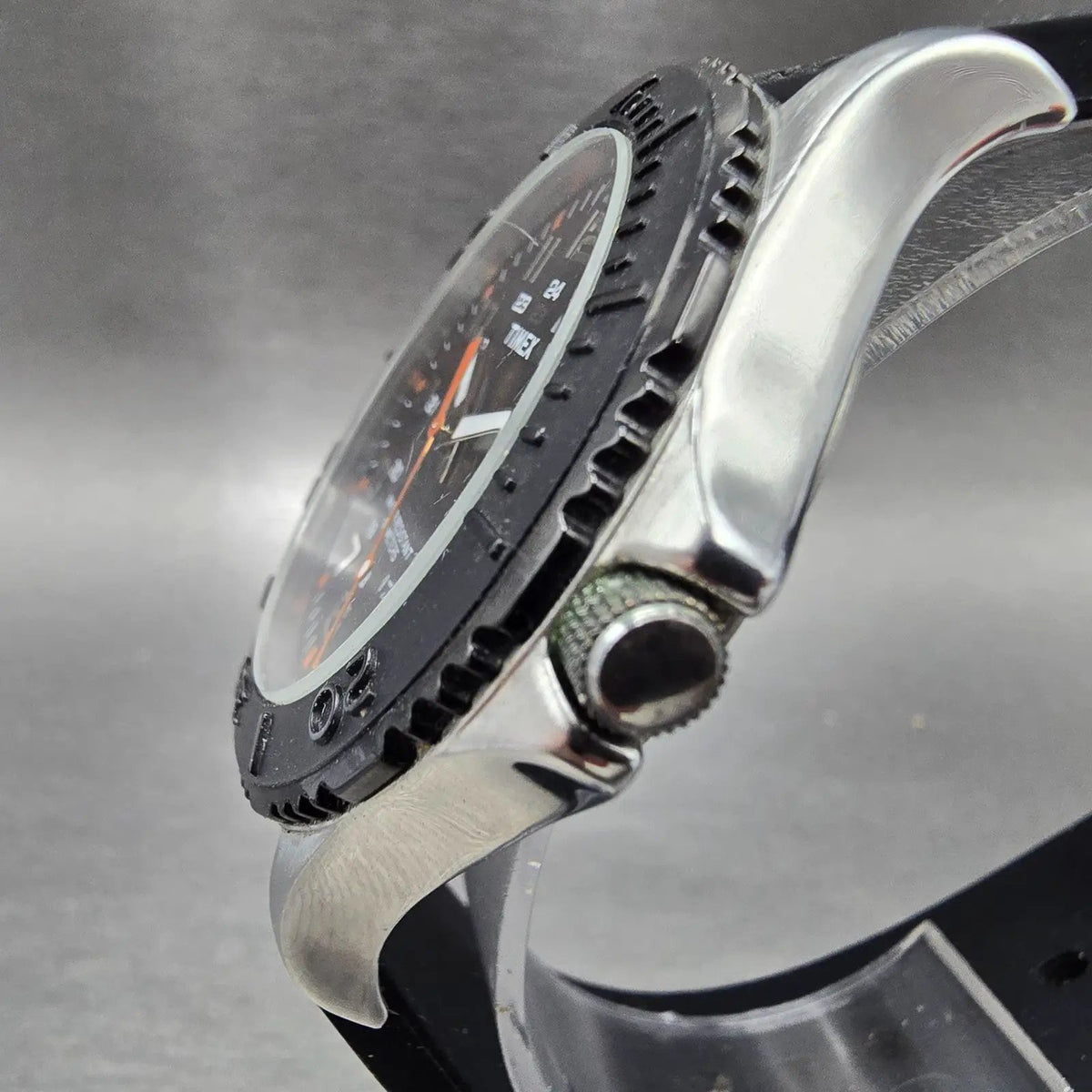 Timex Taft Street Dive Watch Men 41mm Black Dial Silver Date Round New battery2