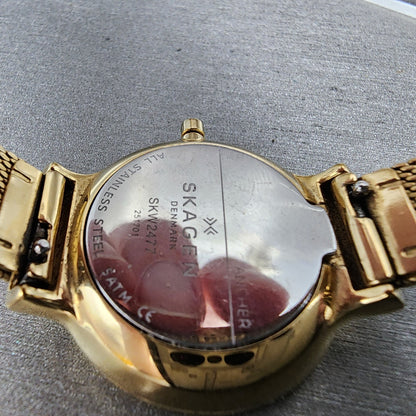 Skagen Ancher Watch Women 30mm Silver Dial Gold Tone Round SKW2477 New Battery9