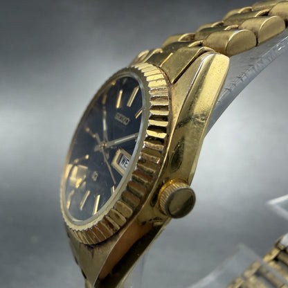 Seiko SQ Watch Women 24mm Black Dial Gold Tone Daydate 24mm Round New Battery 9R2