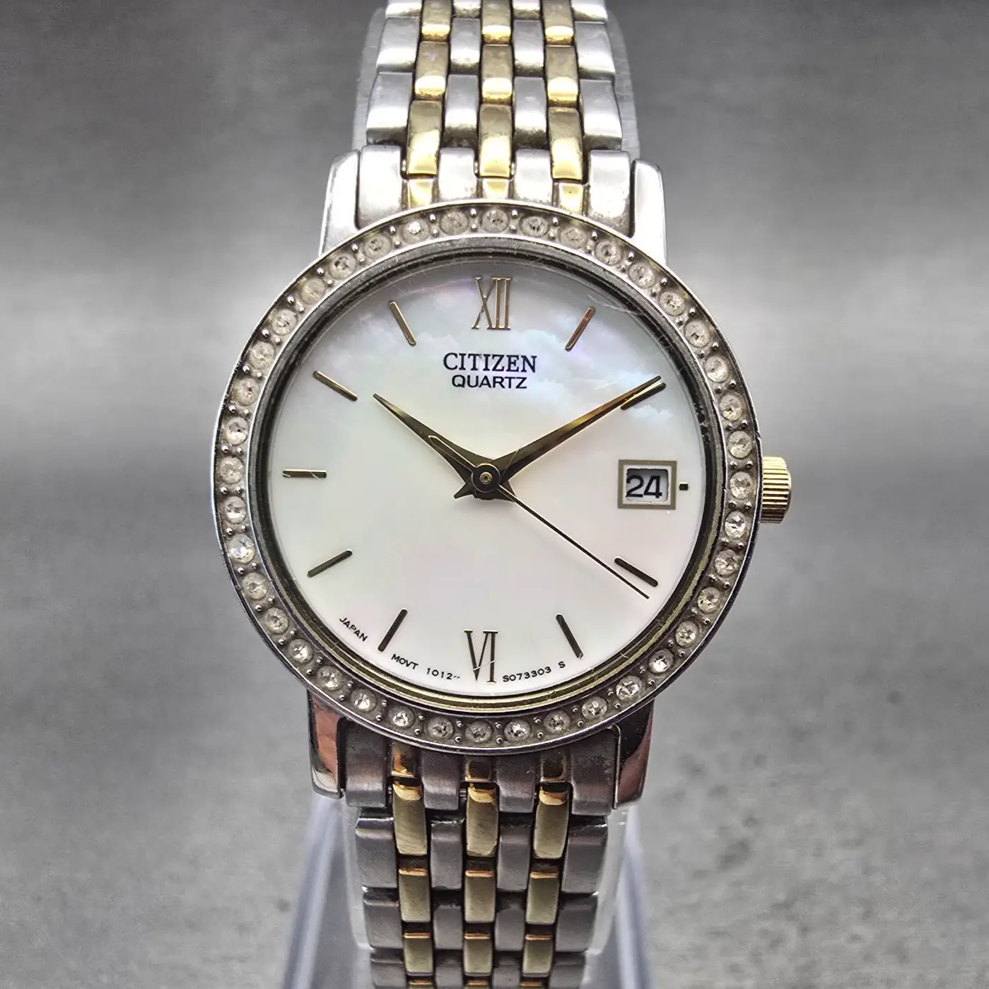 Citizen Watch Women 23mm MOP Dial Two Ton Tone Date Gemmed 1012-S046530 New Batt0