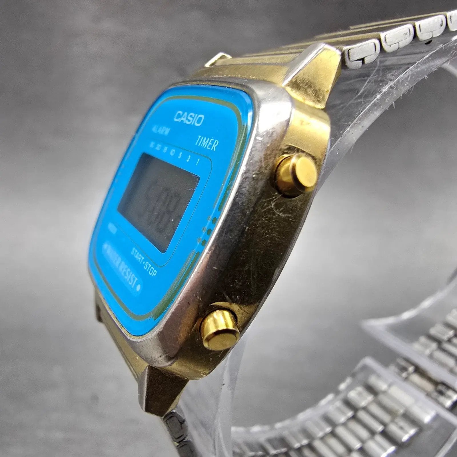 Casio LA670W Watch Women 25mm Blue Dial Gold Digital Alarm Chronograph NewBat2