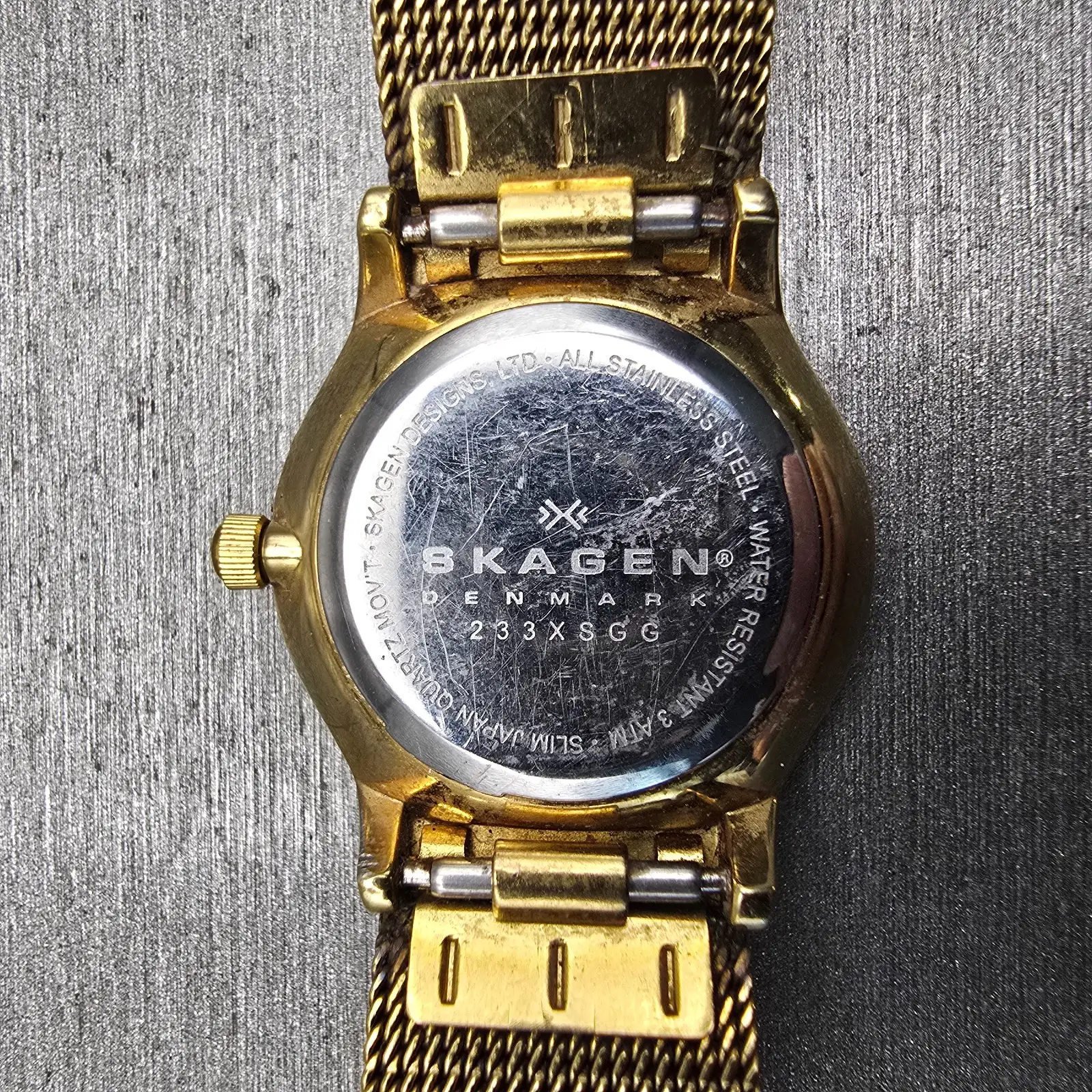Skagen Denmark Watch Women 24mm MOP Dial Gold Tone Round 233XSGG New Battery10