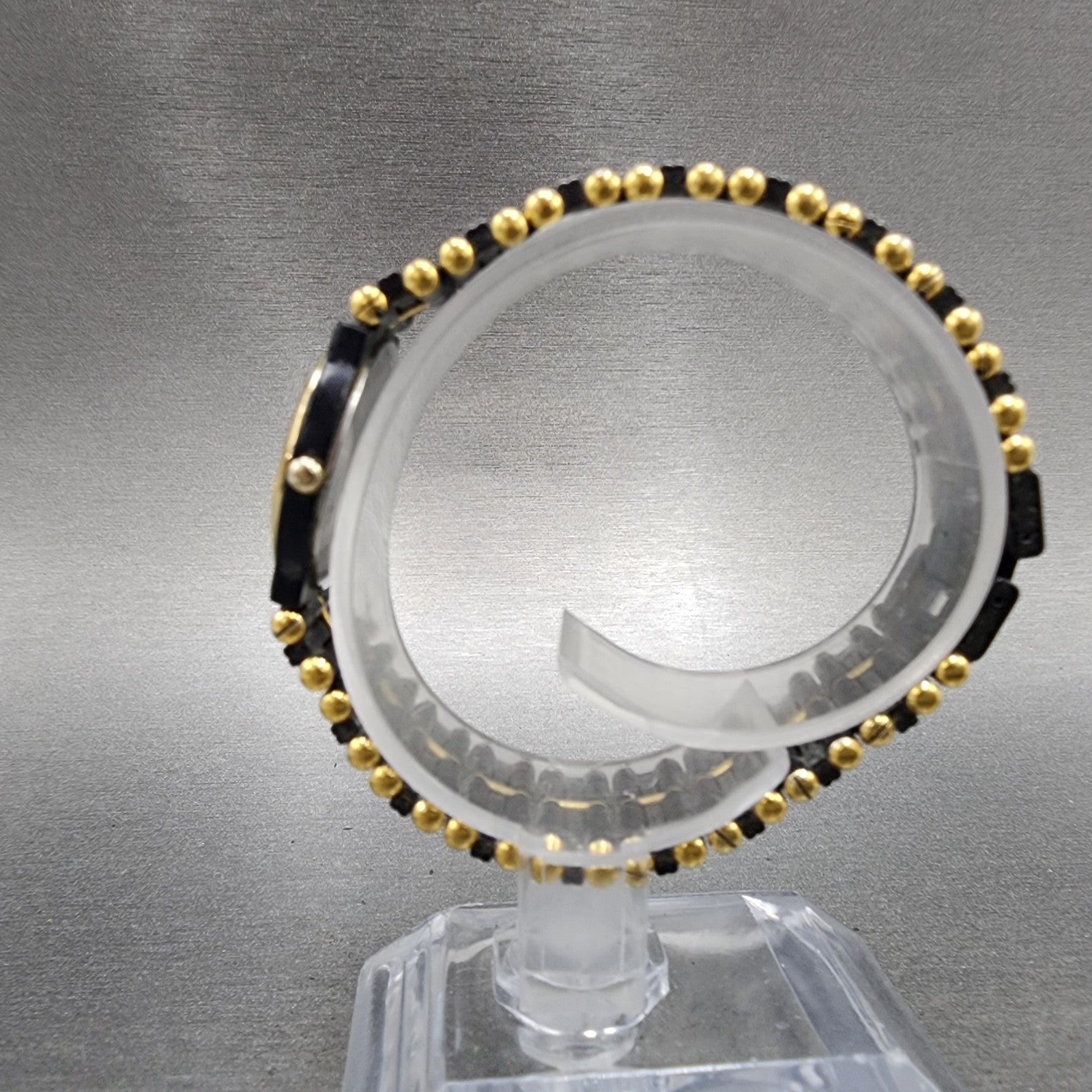 Seiko Watch Women 23mm Black Dial Black & Gold Tone Round 73200330 New Battery6