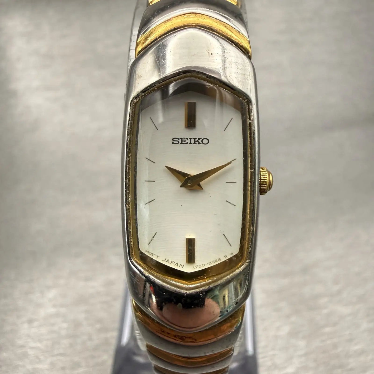 48302315