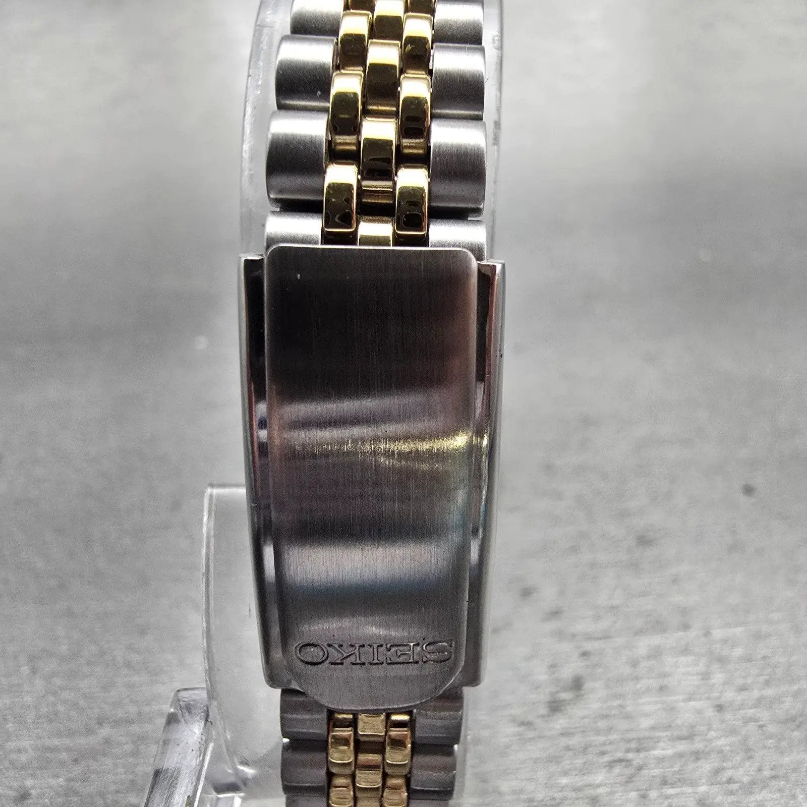 Seiko Watch Women 24mm Silver Dial Two Tone Daydate Round 7N83-0041 New Battery7