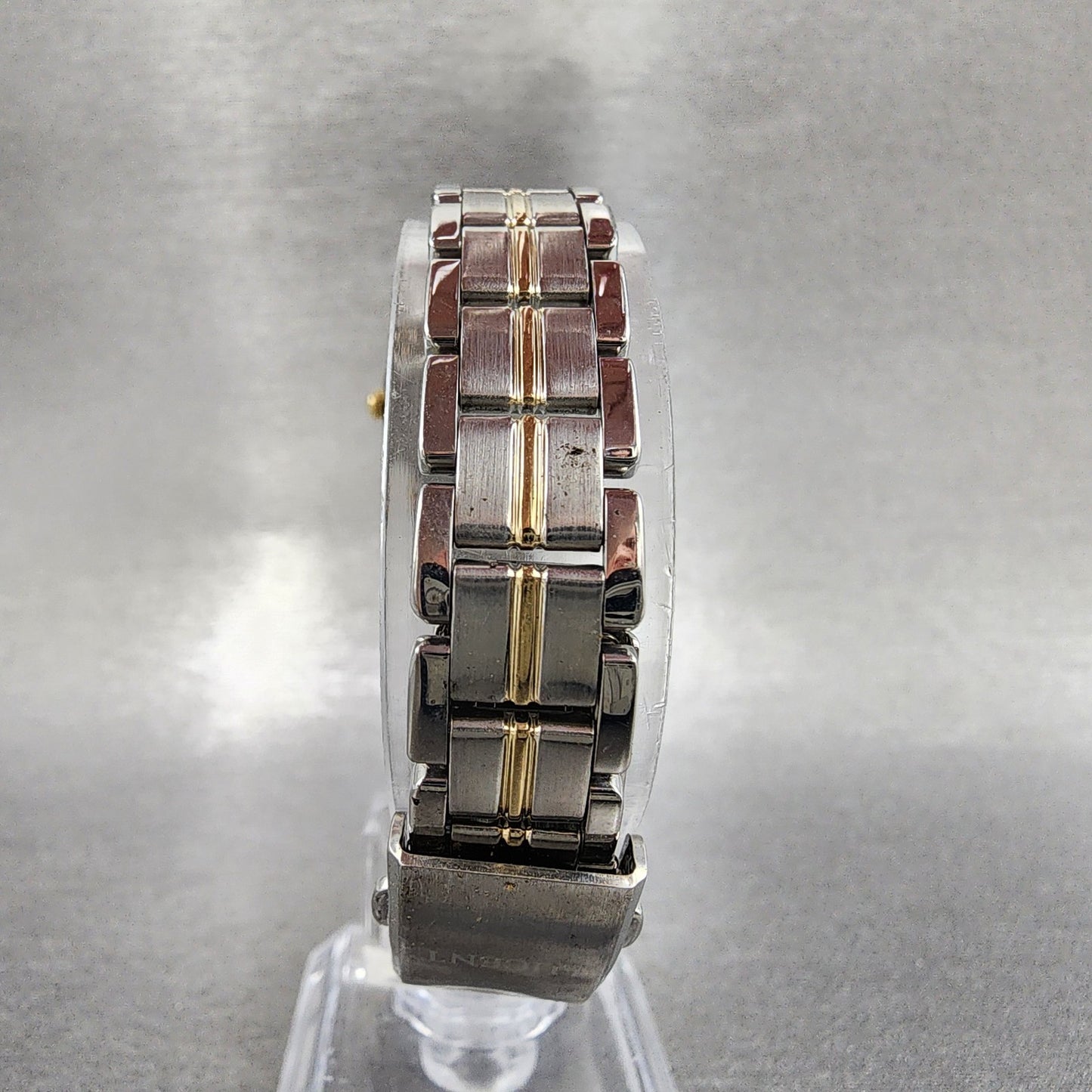 Seiko Lucent Watch Women 22mm White Dial Two Tone 1f210j80 New Battery7