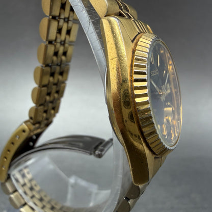 Seiko Watch Women 24mm Black Tone Gold Tone Daydate Round 7N83-0041 New BatteryD3