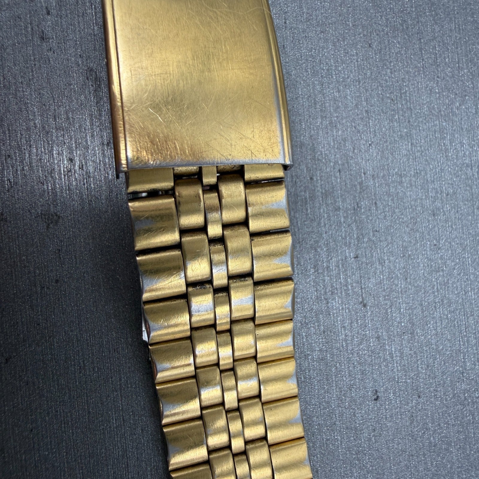 Seiko SQ Bracelet 21mm Stainless Steel Gold Tone Tri Folding Clasp Vintage Japan3