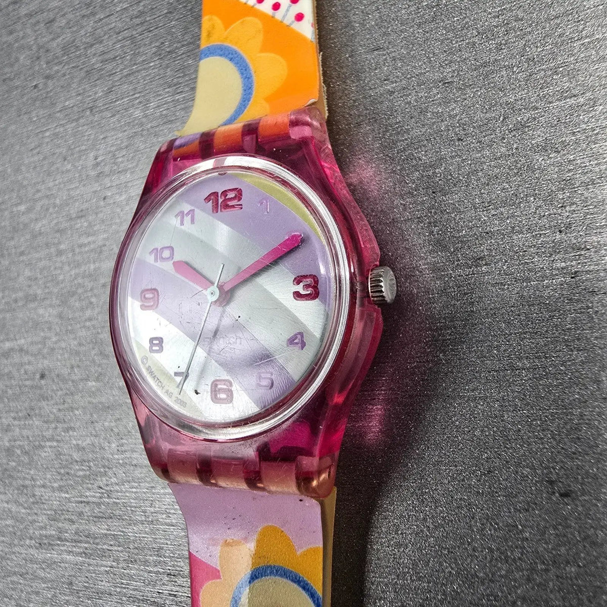 Swatch Summer Day Watch Women 25mm Silver Dial Pink Case LV106 New Battery4