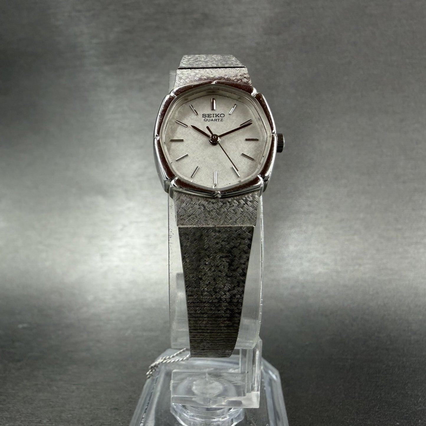 Seiko Watch Women 19mm Silver Dial Silver Tone Octagon 7321-5170 New Battery5