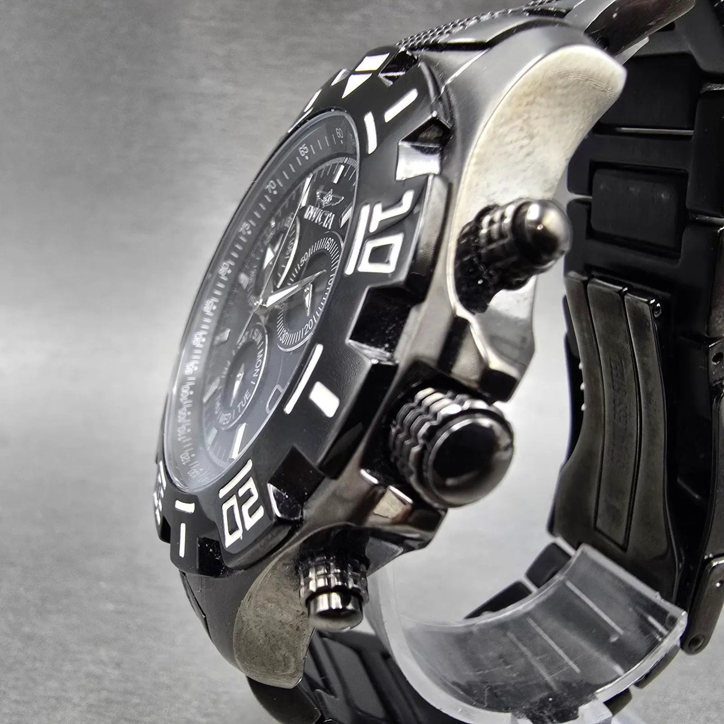 Invicta Specialty Chronograph Dive Watch Men 46mm Black Dial Black Tone New Batt2