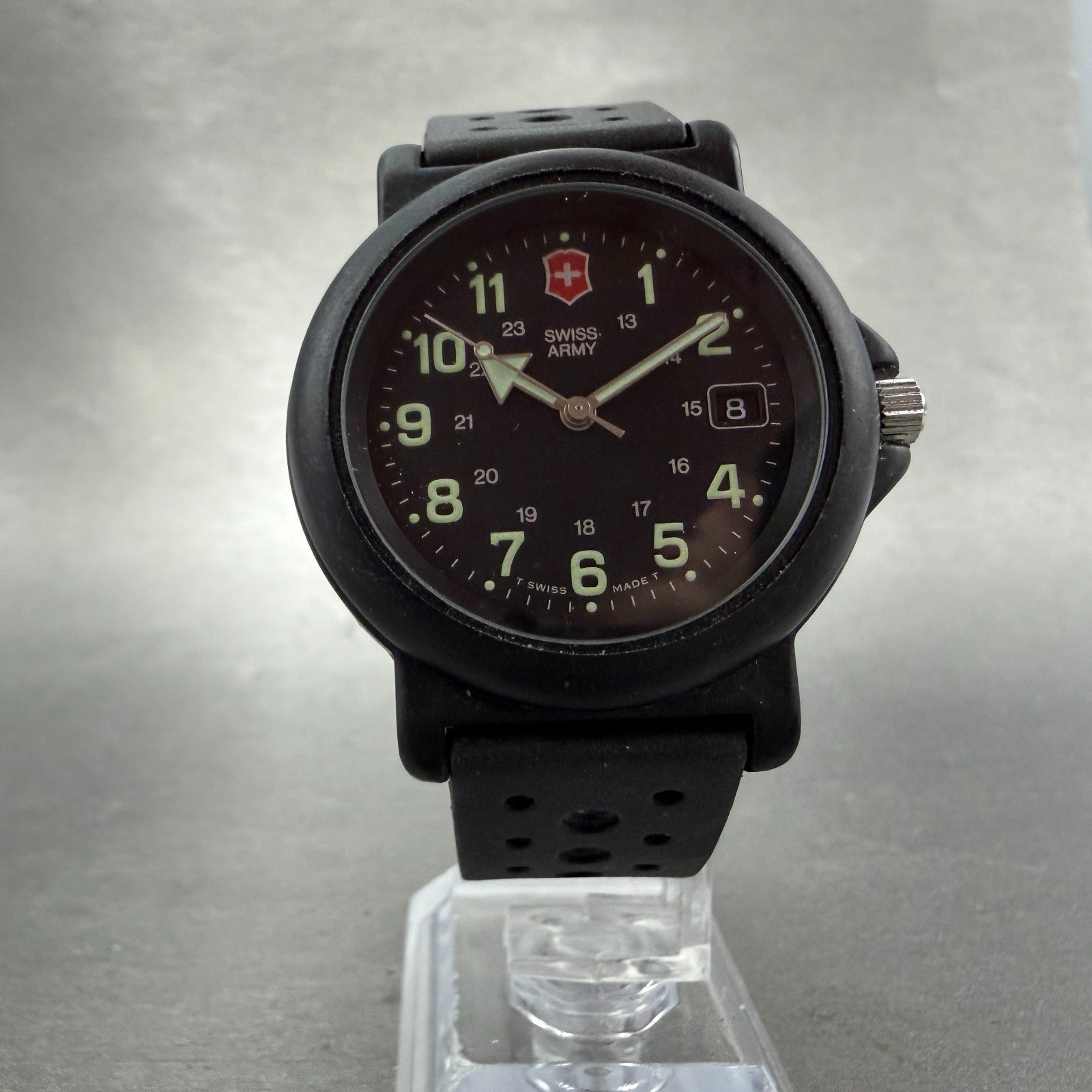 Victorinox Swiss Army Renegade Watch Men 40mm Black Dial Black Tone PARTS KLF7