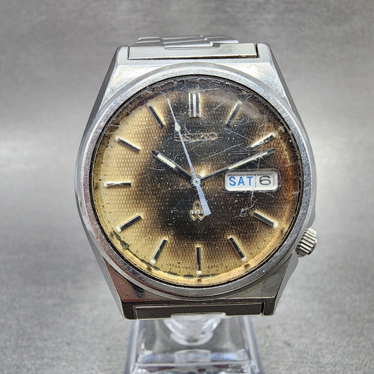 Seiko Silverwave 36mm watch Men Cream Dial Silver Tone Daydate 7546-8340 New Bat