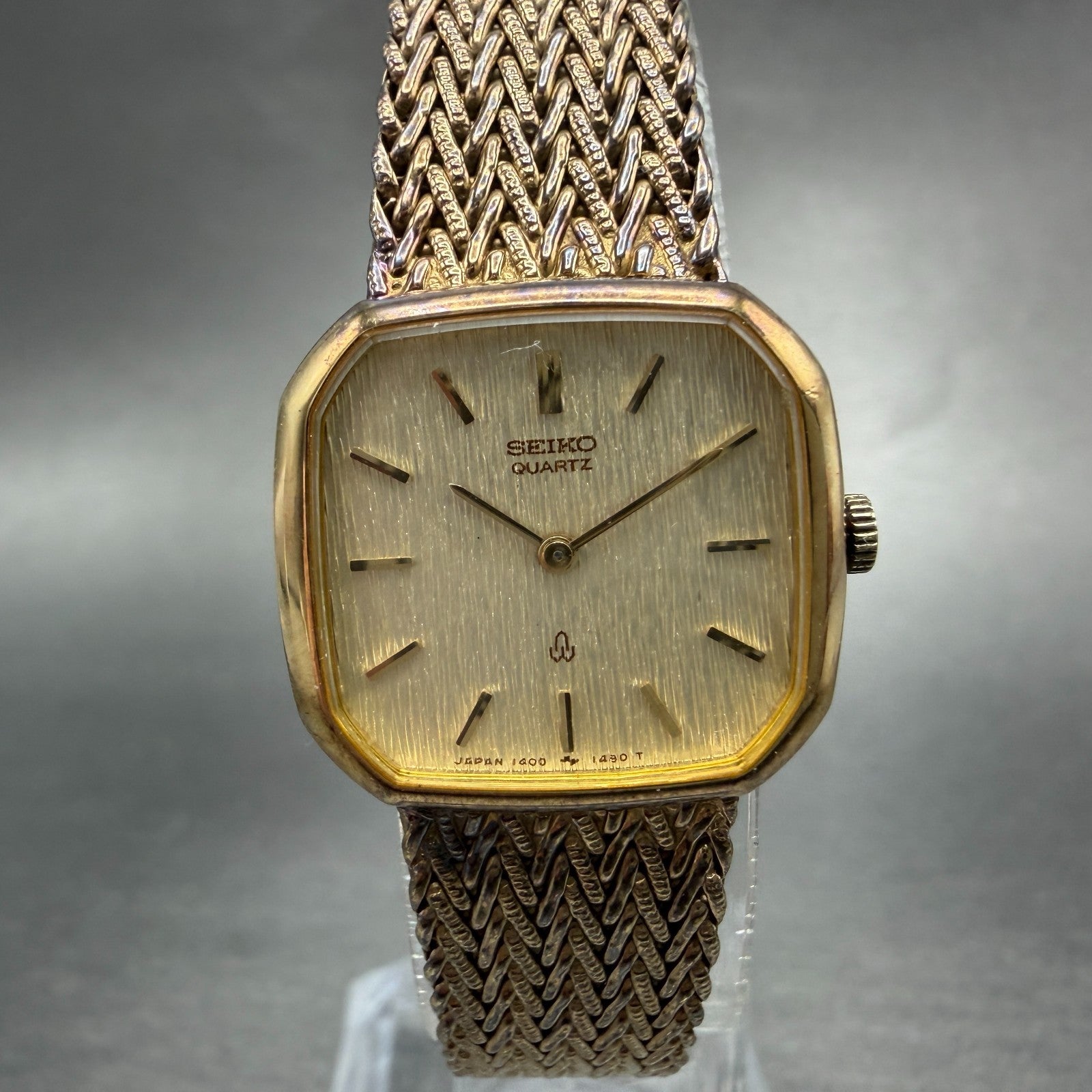 Seiko Watch Women 21mm Champagne Dial Gold Tone Rectangle 1400-5900 New Battery0